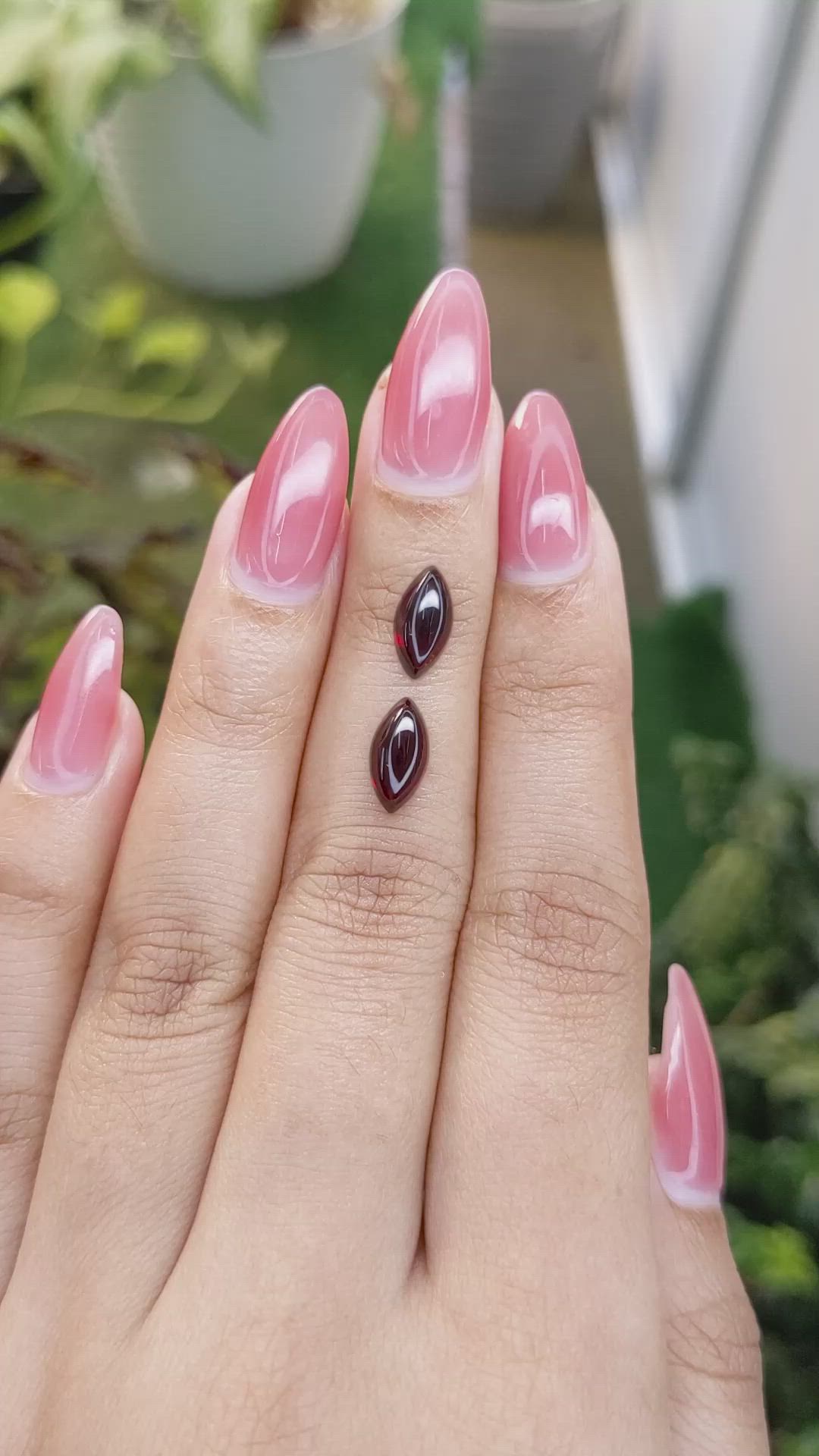 3.20&nbsp;Ct.Tw.Total Carat Weight Cabochon Garnet Pair from Ceylon (Sri Lanka) Size Video