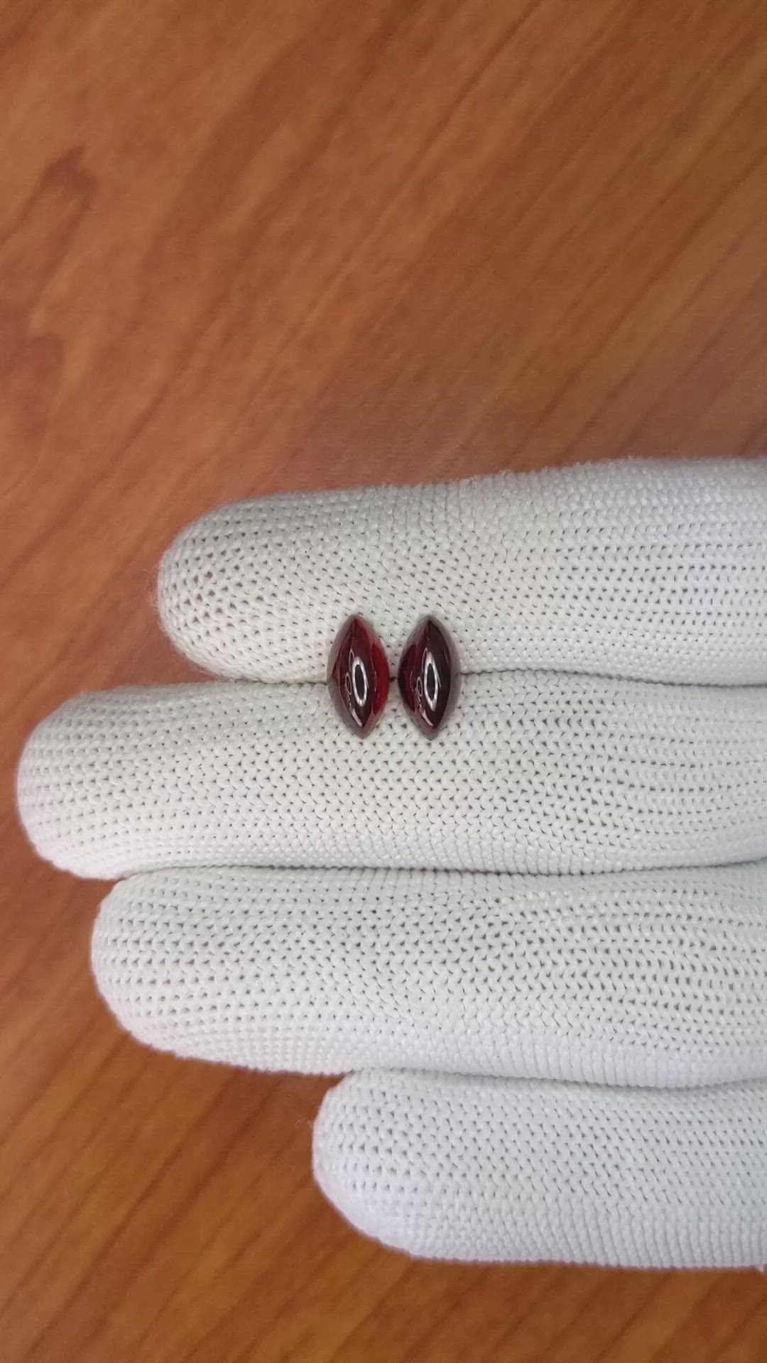 3.48 Ct.Tw.Total Carat Weight Cabochon Garnet Pair from Ceylon (Sri Lanka) Size Video