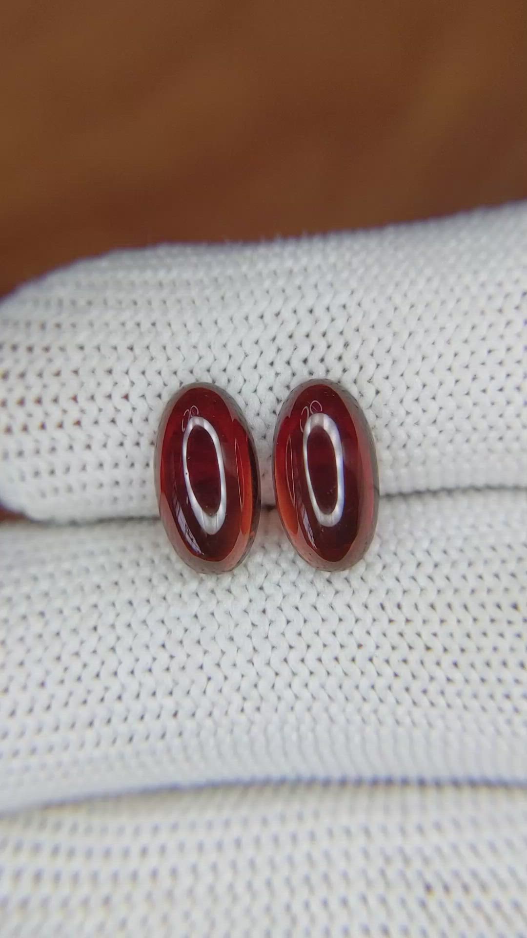 5.70 Ct.Tw.Total Carat Weight Cabochon Almandine Garnet Pair from Ceylon (Sri Lanka) Size Video