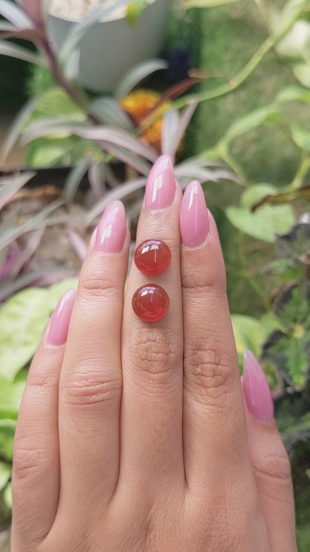 7.06&nbsp;Ct.Tw.Total Carat Weight Cabochon Carnelian Pair from Brazil Size Video