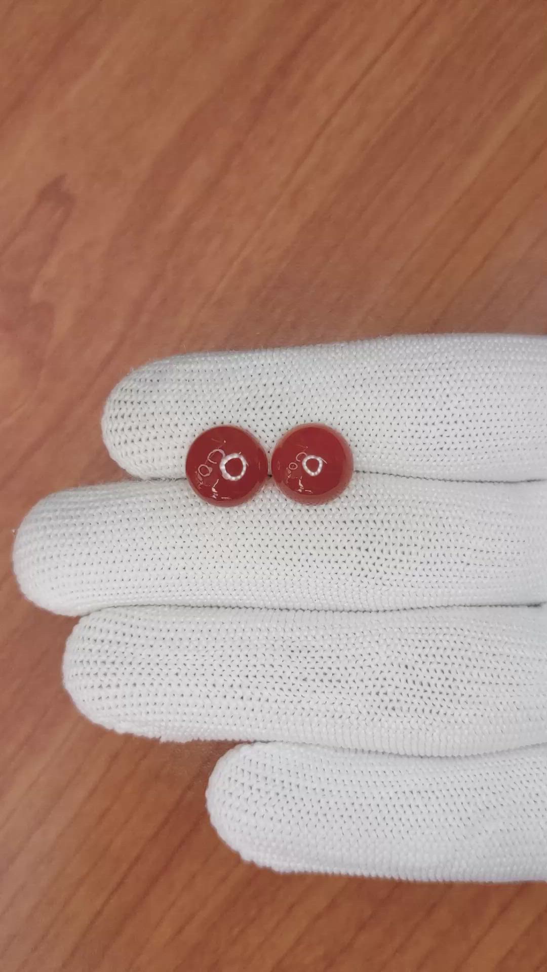 7.06&nbsp;Ct.Tw.Total Carat Weight Cabochon Carnelian Pair from Brazil Size Video