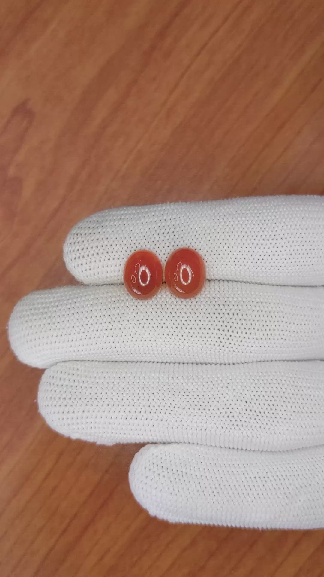 5.52&nbsp;Ct.Tw.Total Carat Weight Cabochon Carnelian Pair from Brazil Size Video