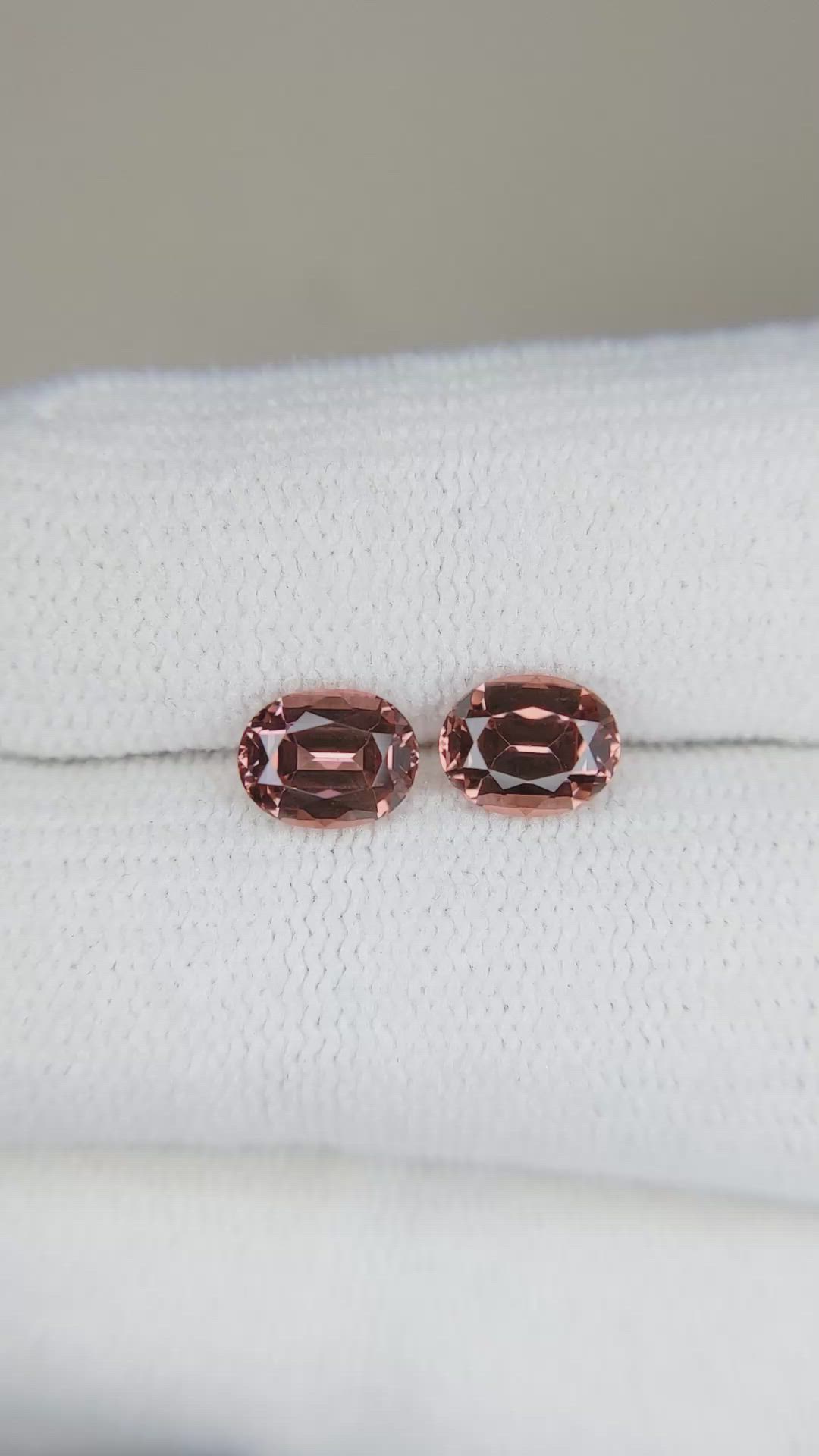 1.90 Ct.Tw.Total Carat Weight Mali Garnet Pair from West Africa Size Video