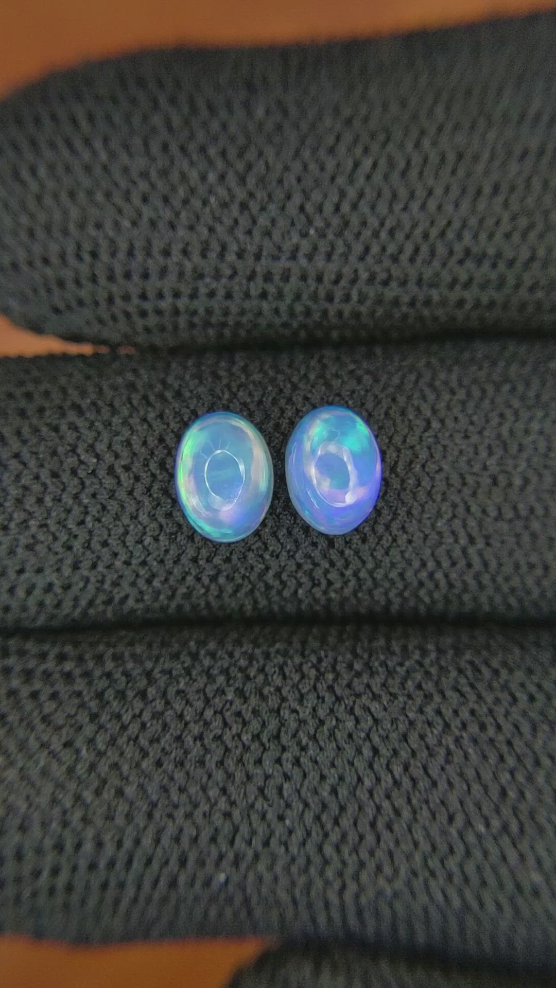 1.35&nbsp;Ct.Tw.Total Carat Weight Cabochon Opal Pair from Australia Size Video