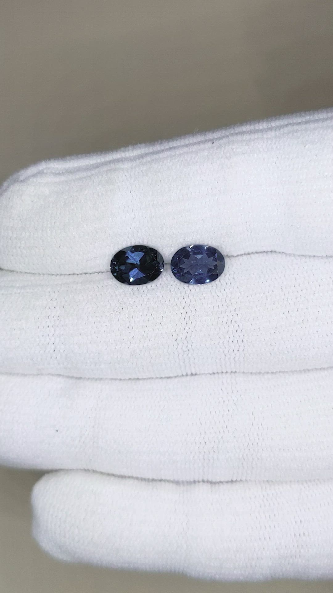 2.65 Ct.Tw.Total Carat Weight Spinel Pair from Burma (Myanmar) Size Video
