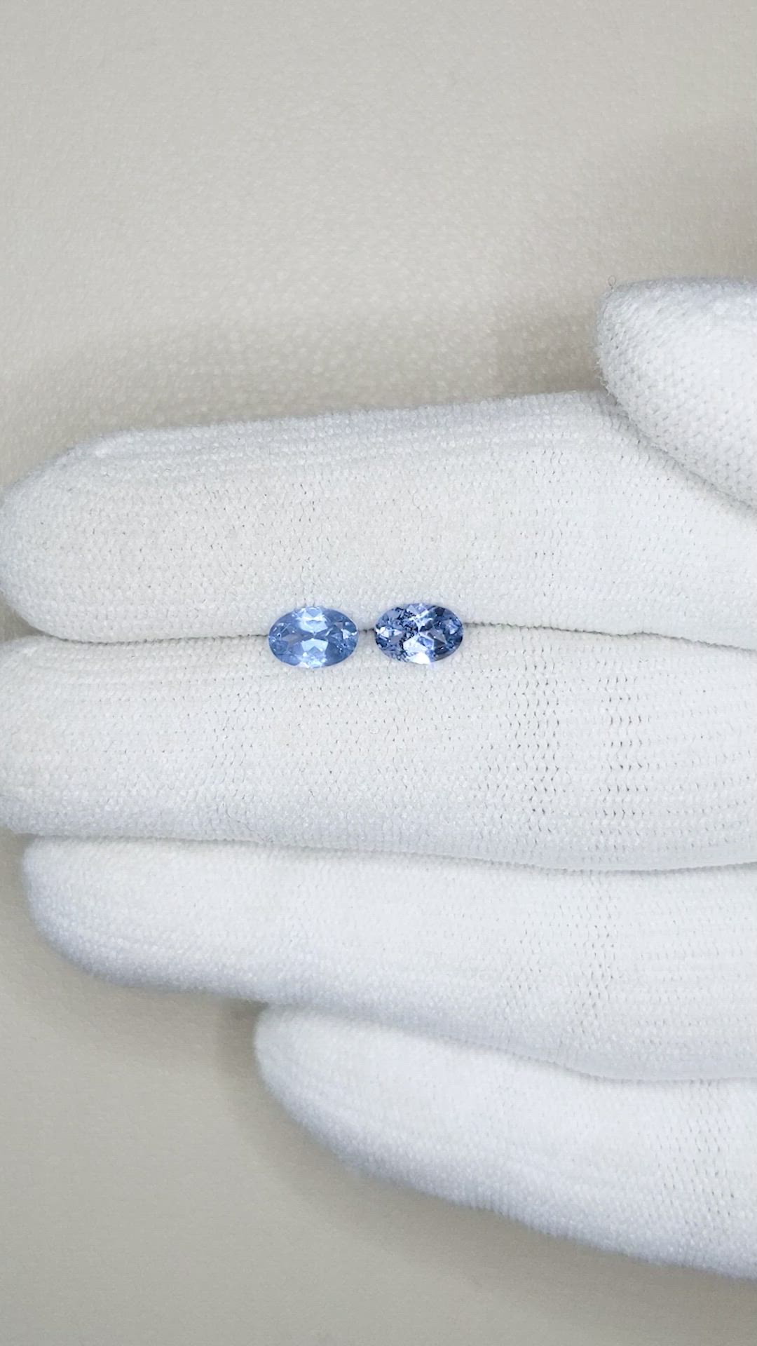 1.09&nbsp;Ct.Tw.Total Carat Weight Spinel Pair from Burma (Myanmar) Size Video