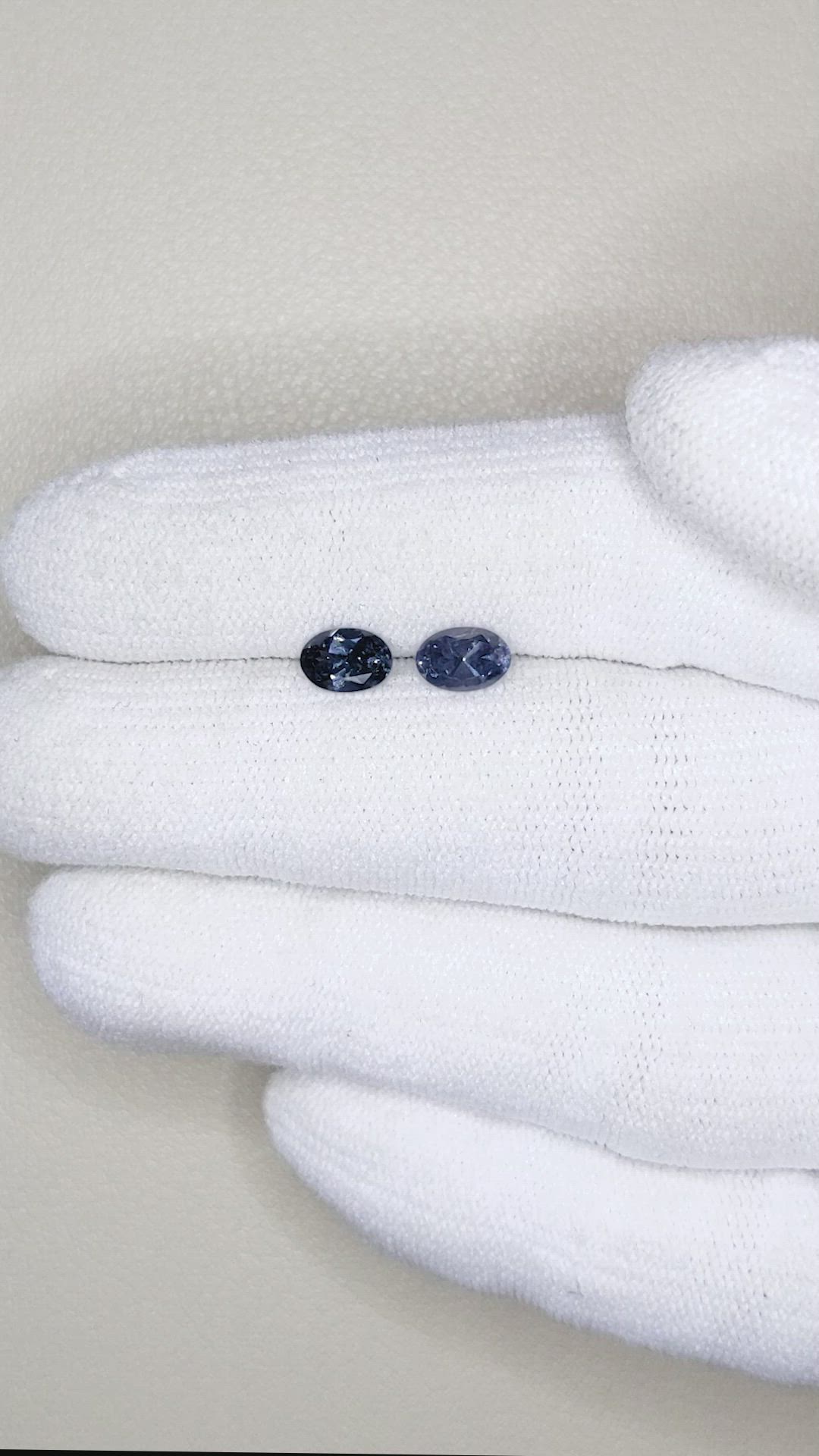 1.13&nbsp;Ct.Tw.Total Carat Weight Spinel Pair from Burma (Myanmar) Size Video