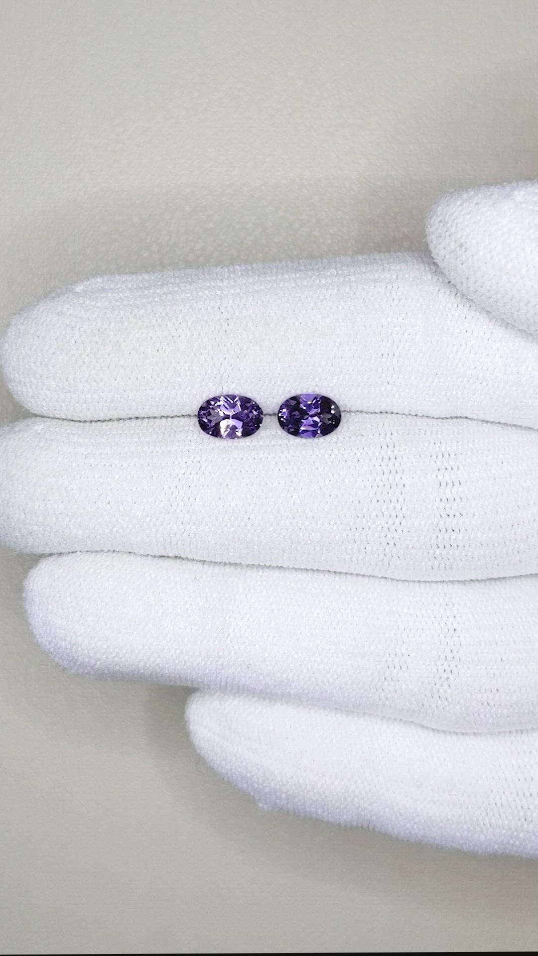 1.24&nbsp;Ct.Tw.Total Carat Weight Spinel Pair from Burma (Myanmar) Size Video