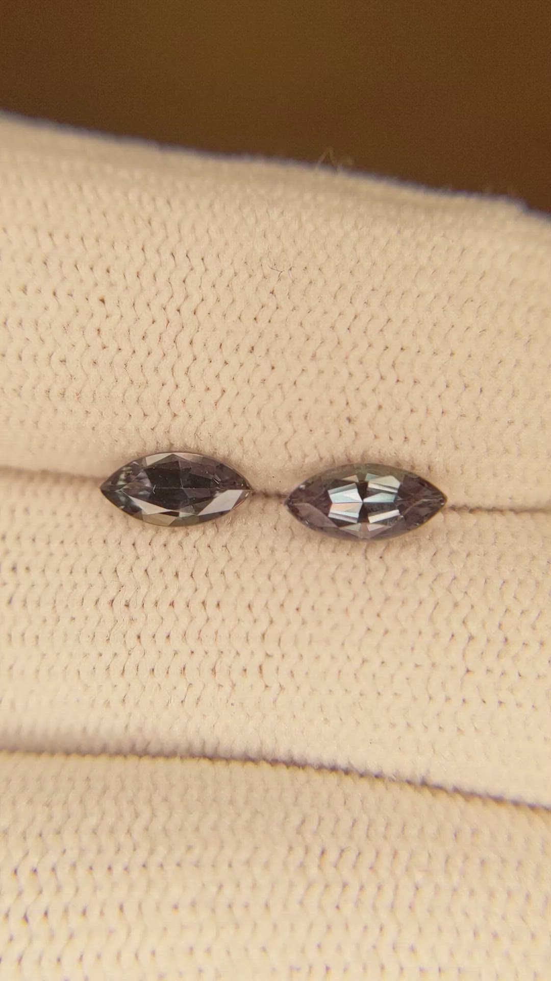 0.93&nbsp;Ct.Tw.Total Carat Weight Alexandrite Pair from Brazil Size Video