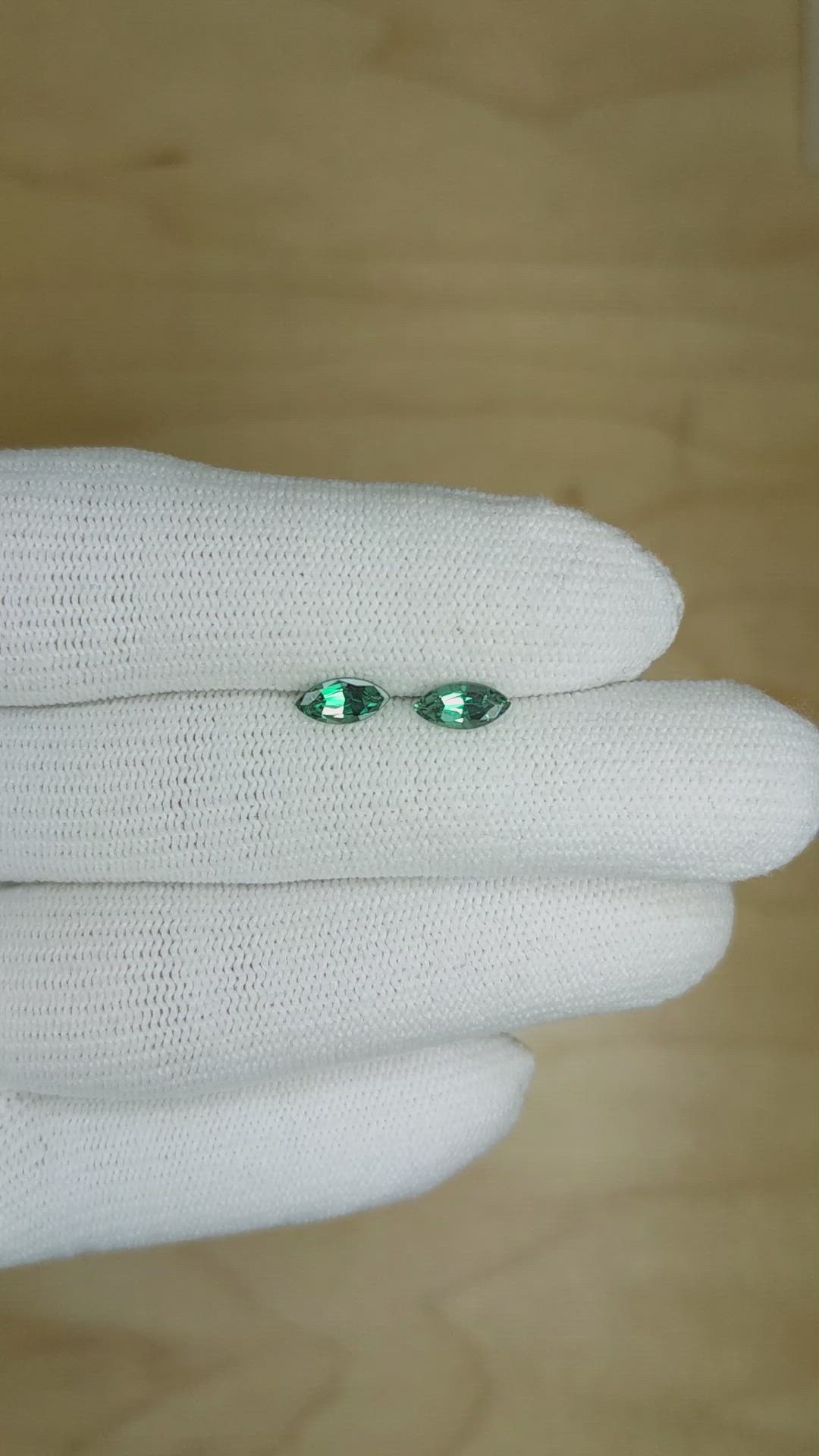 0.93&nbsp;Ct.Tw.Total Carat Weight Alexandrite Pair from Brazil Size Video