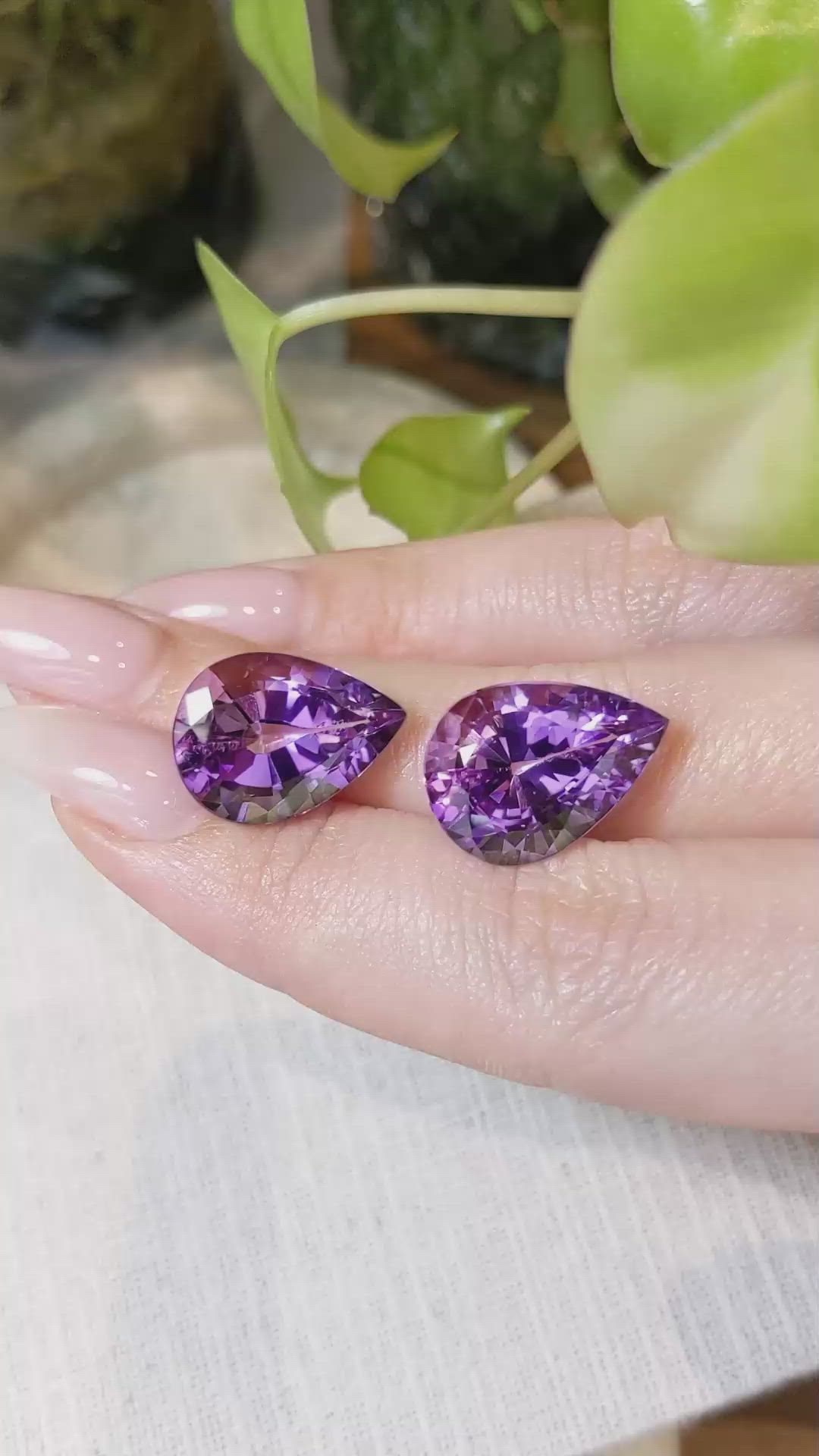 20.10&nbsp;Ct.Tw.Total Carat Weight Amethyst Pair from Brazil Size Video