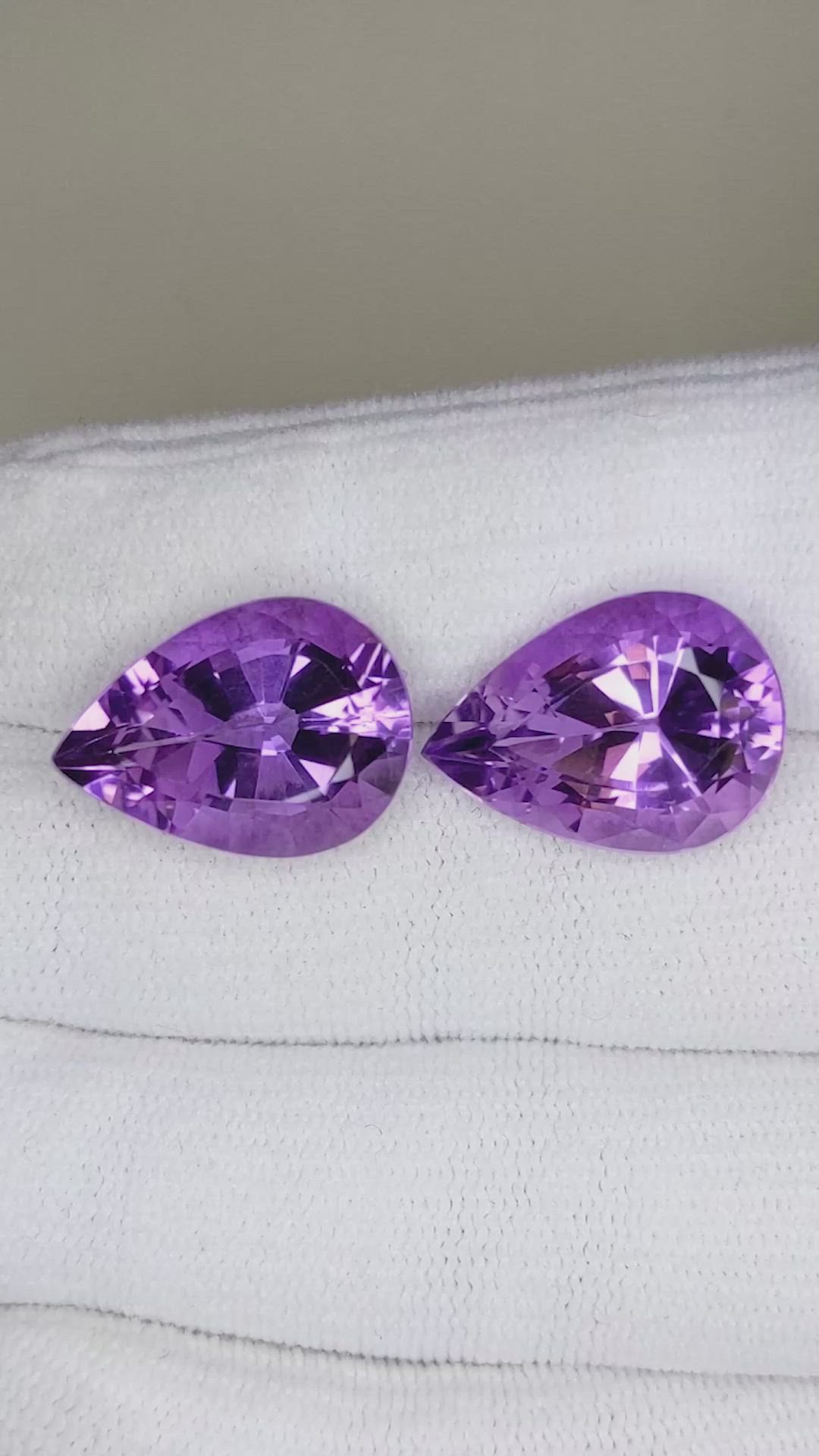 20.10&nbsp;Ct.Tw.Total Carat Weight Amethyst Pair from Brazil Size Video
