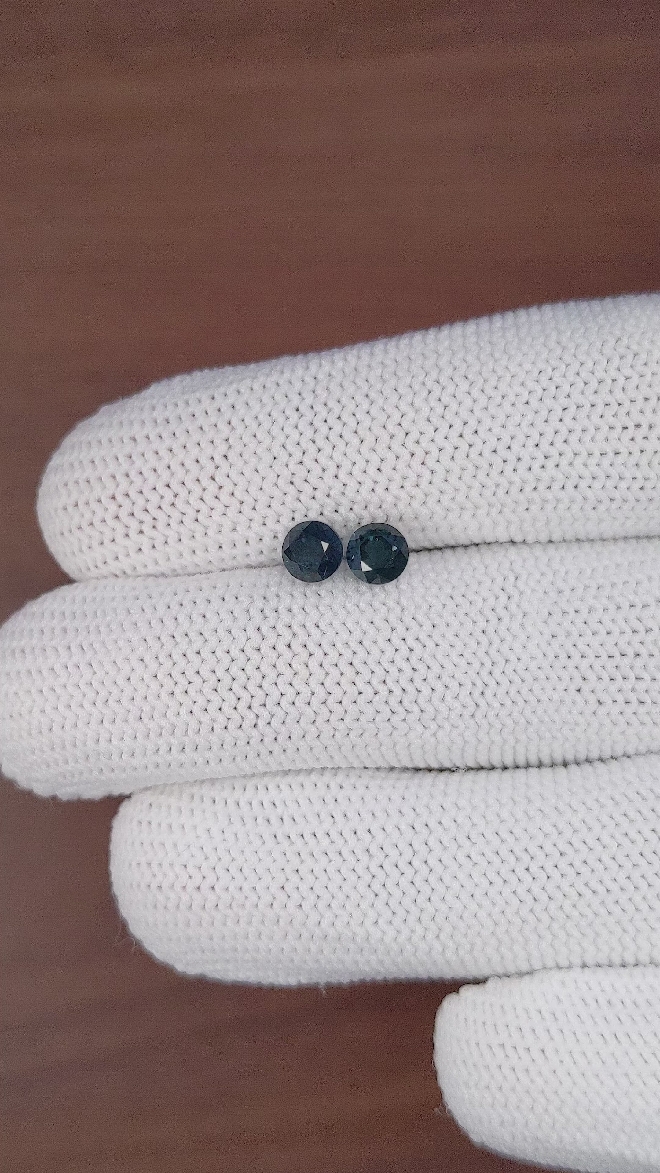 1.34 Ct.Tw.Total Carat Weight Spinel Pair from Ceylon (Sri Lanka) Size Video