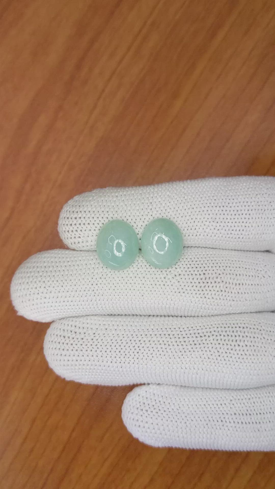 8.52&nbsp;Ct.Tw.Total Carat Weight Cabochon Jade Pair from Burma (Myanmar) Size Video