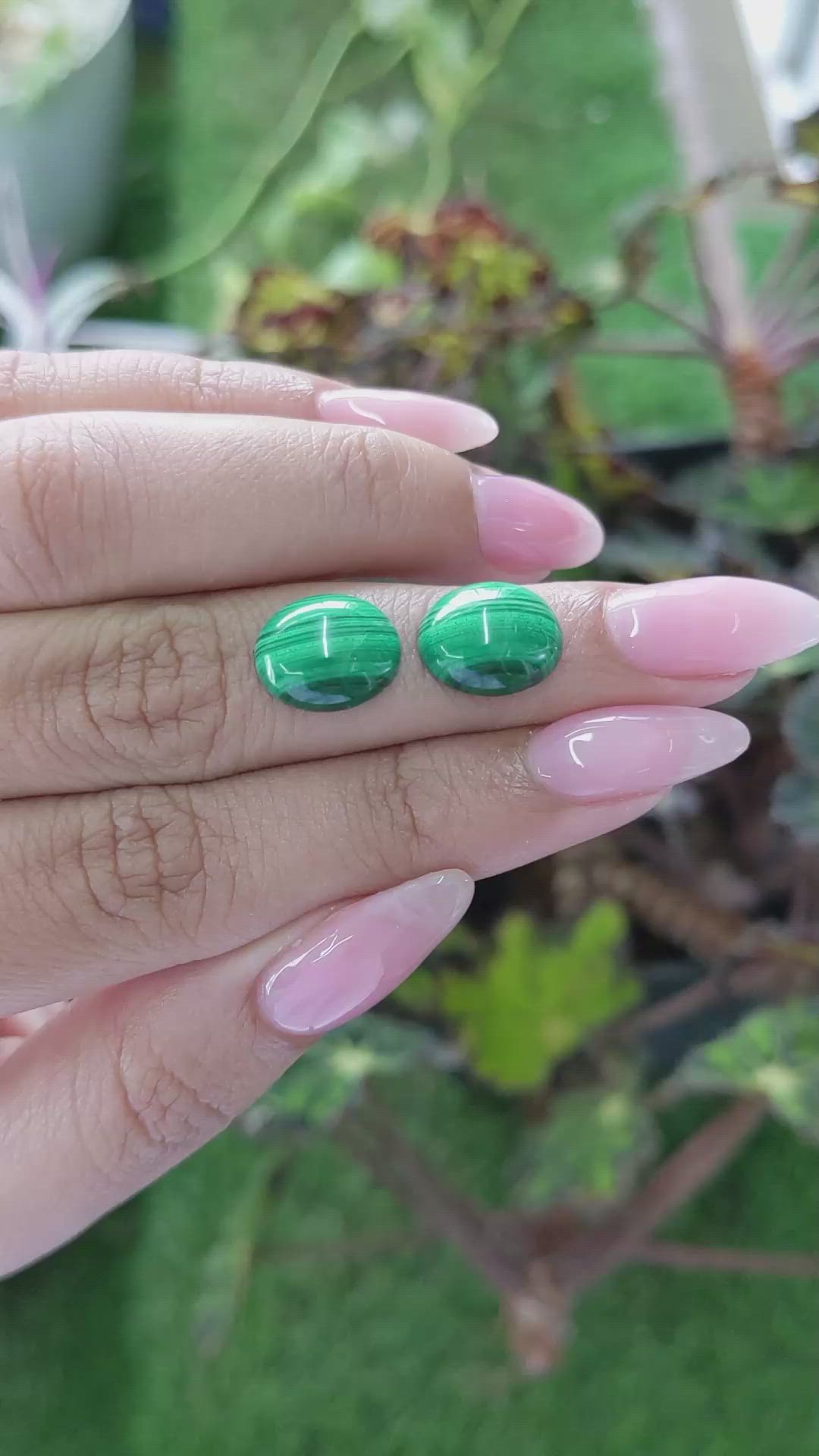 9.71&nbsp;Ct.Tw.Total Carat Weight Cabochon Malachite Pair from Russia Size Video