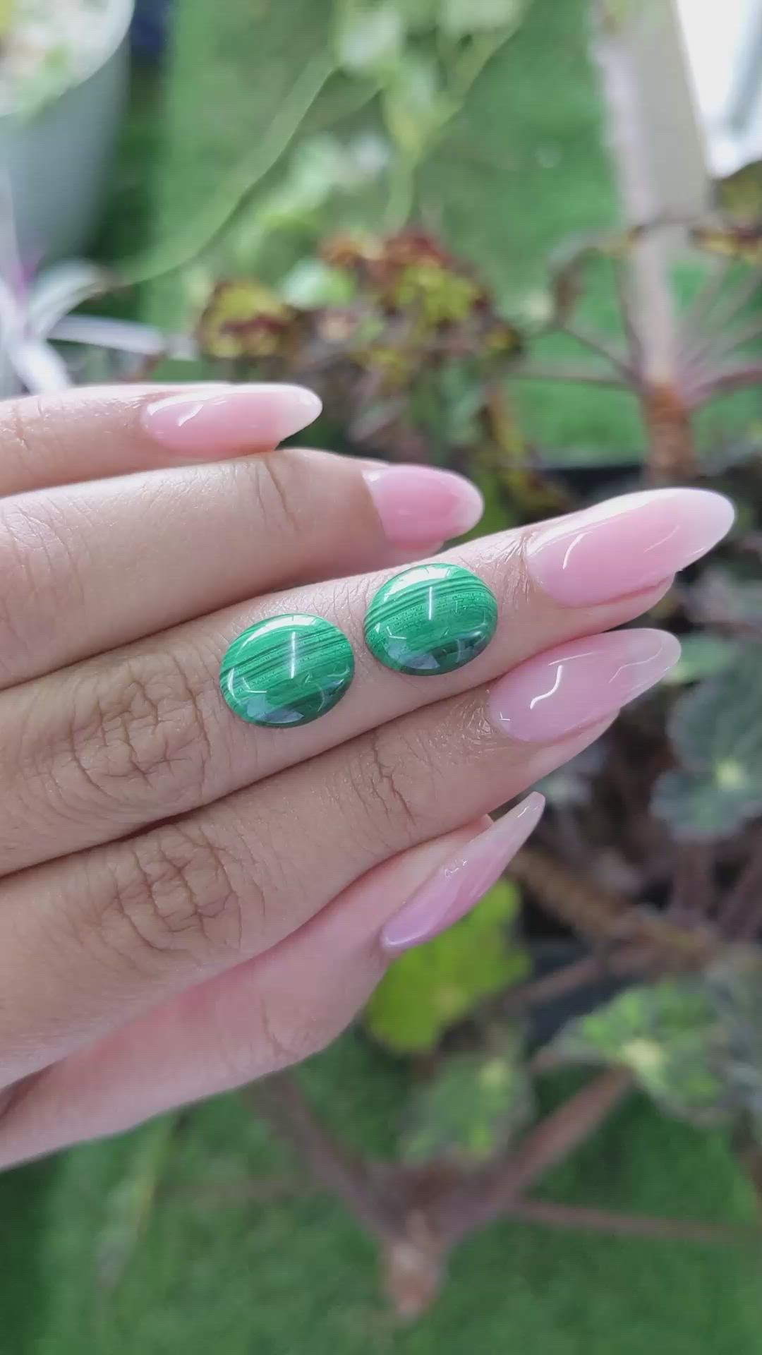 9.71&nbsp;Ct.Tw.Total Carat Weight Cabochon Malachite Pair from Russia Size Video