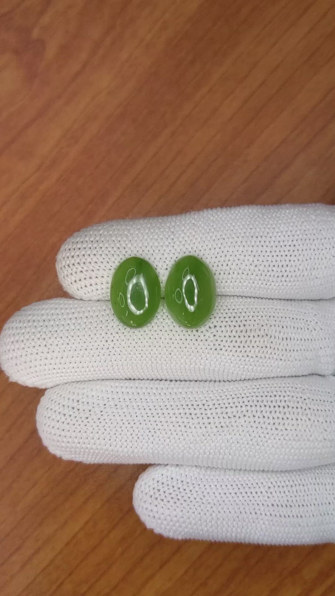 8.79&nbsp;Ct.Tw.Total Carat Weight Cabochon Jade Pair from Burma (Myanmar) Size Video