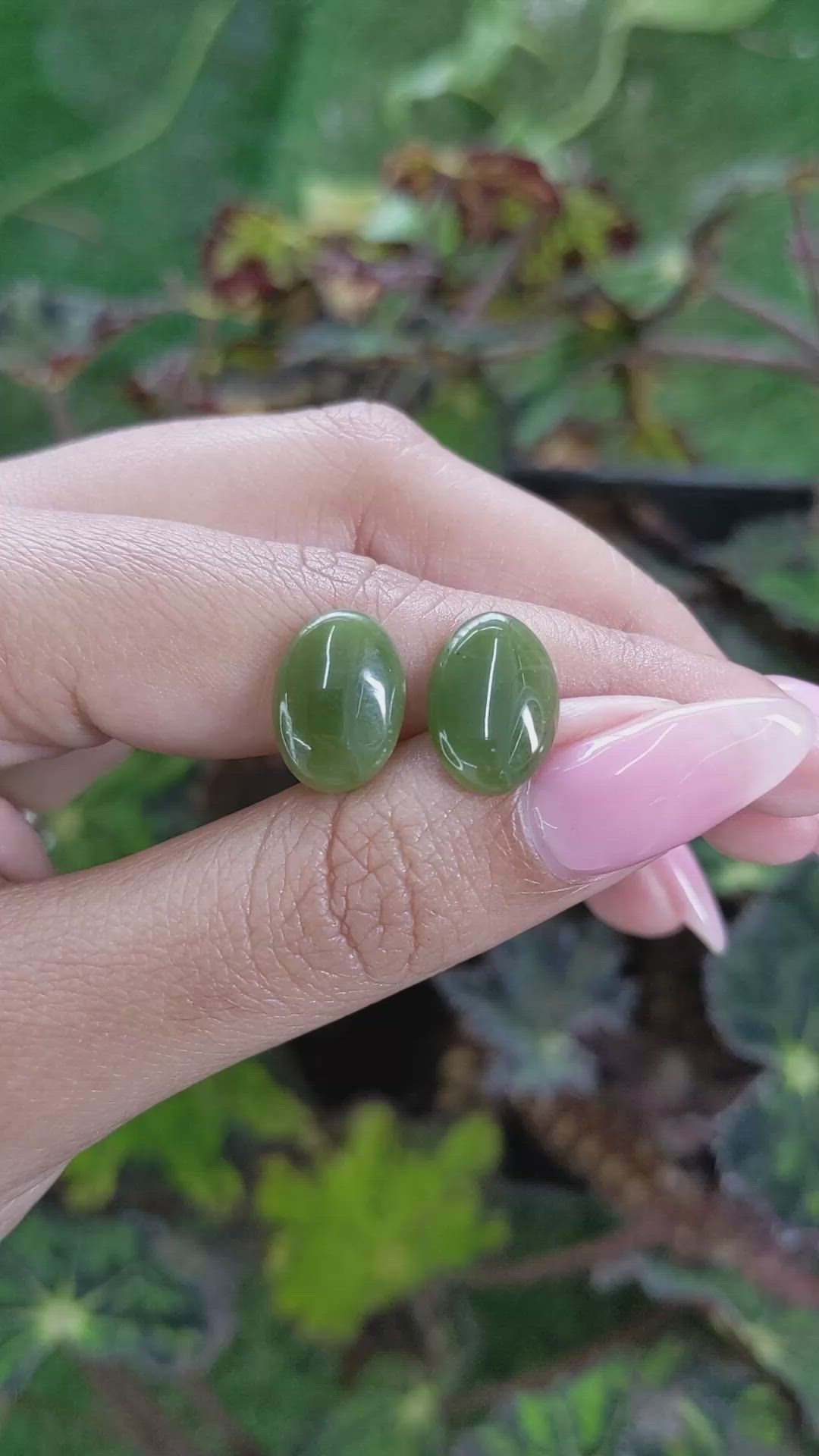 7.96&nbsp;Ct.Tw.Total Carat Weight Cabochon Jade Pair from Burma (Myanmar) Size Video