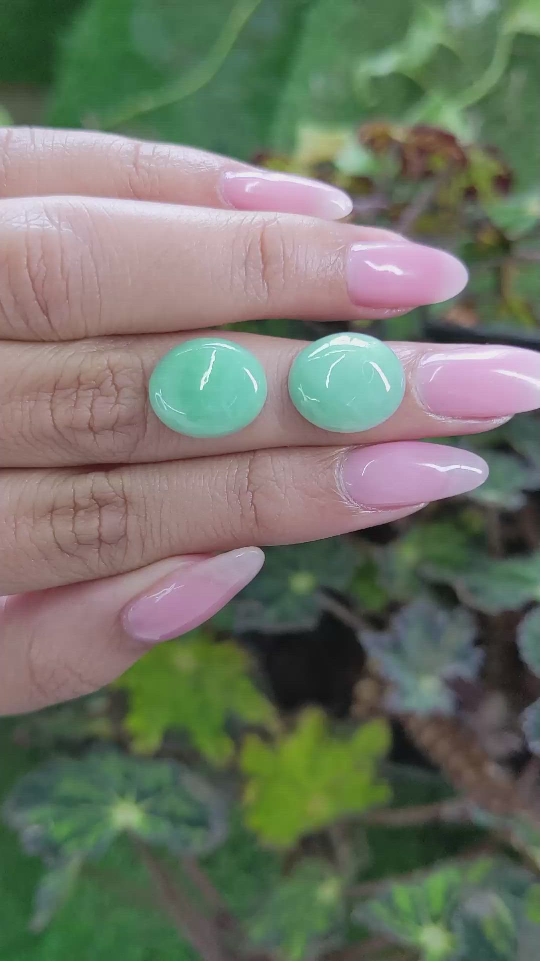 13.63&nbsp;Ct.Tw.Total Carat Weight Cabochon Jade Pair from Burma (Myanmar) Size Video