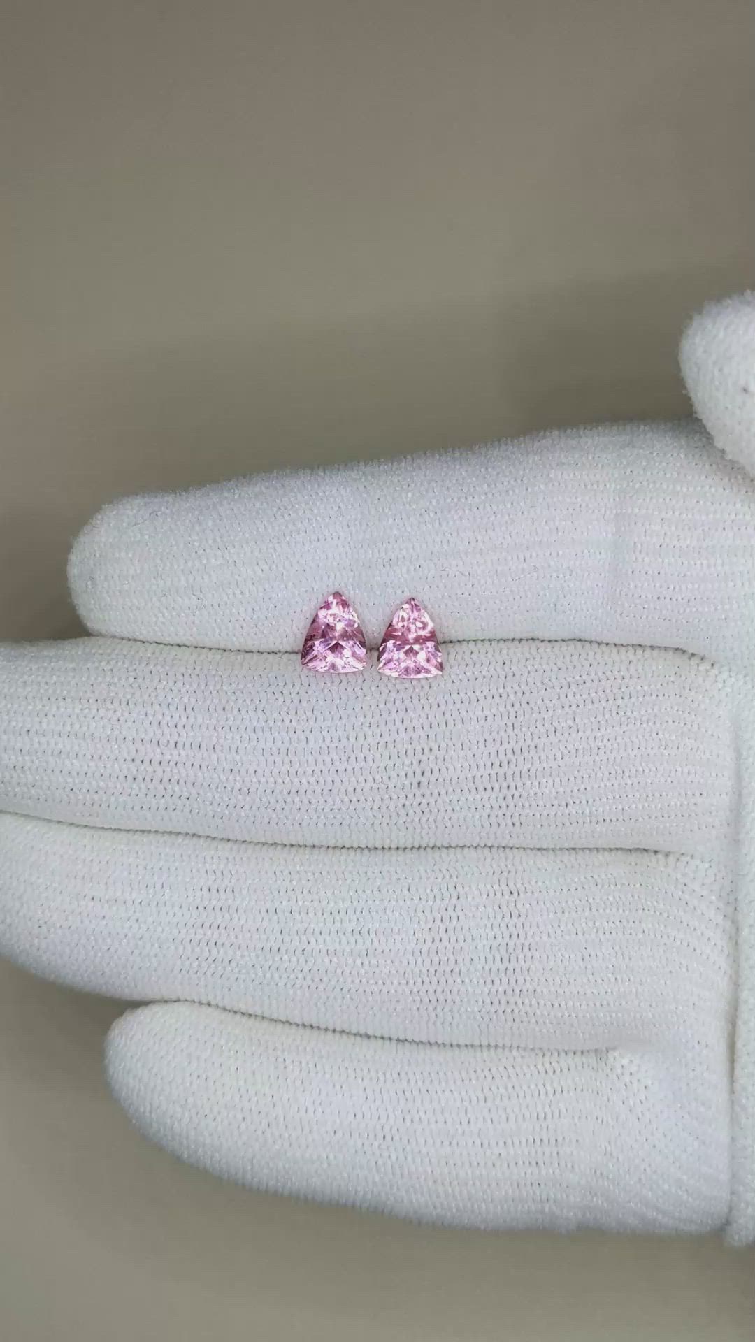 1.76&nbsp;Ct.Tw.Total Carat Weight Spinel Pair from Burma (Myanmar) Size Video