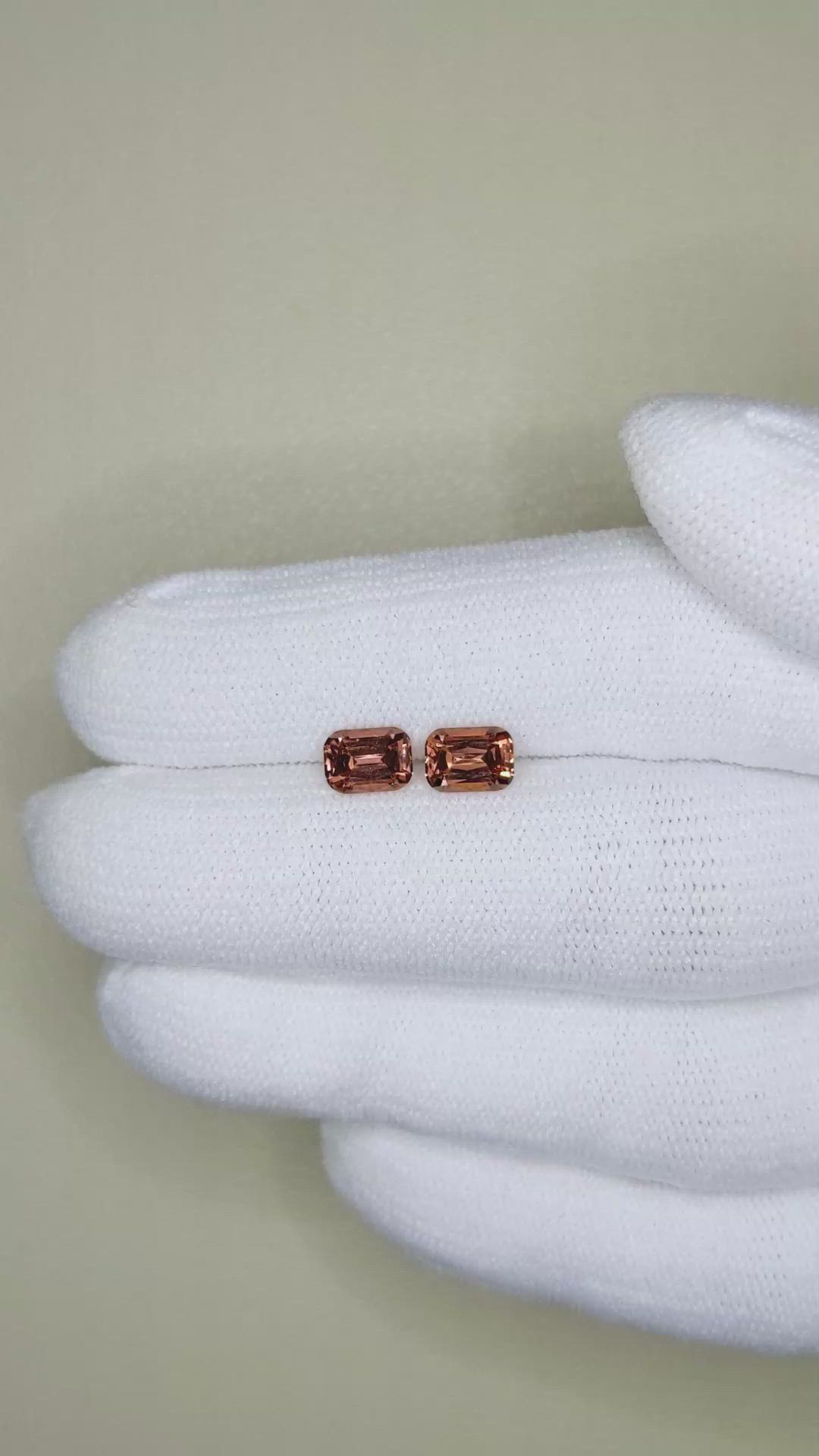 1.62&nbsp;Ct.Tw.Total Carat Weight Malaya Garnet Pair from Tanzania Size Video