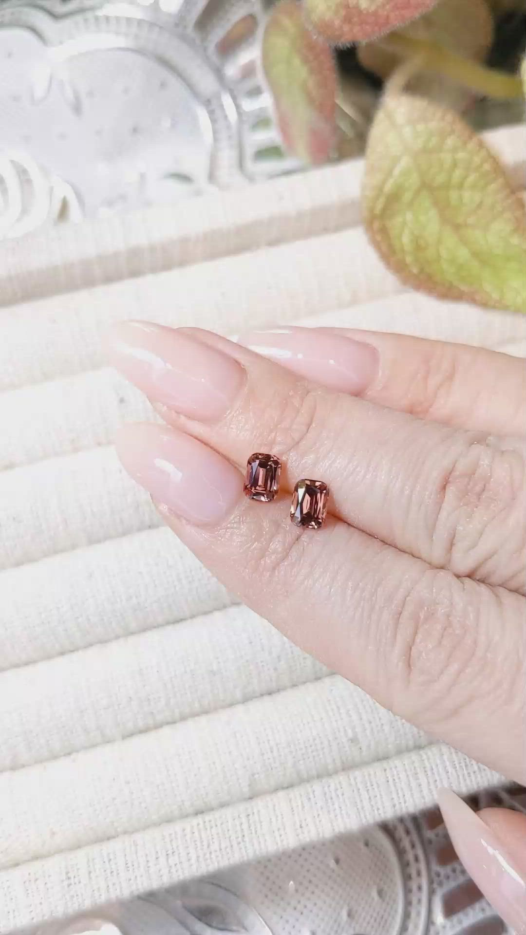 1.62&nbsp;Ct.Tw.Total Carat Weight Malaya Garnet Pair from Tanzania Size Video