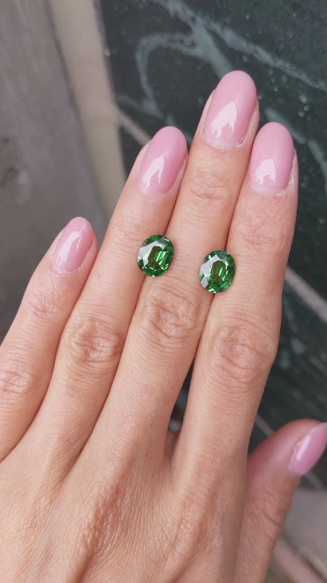 5.20&nbsp;Ct.Tw.Total Carat Weight Tsavorite Garnet Pair from Madagascar Size Video