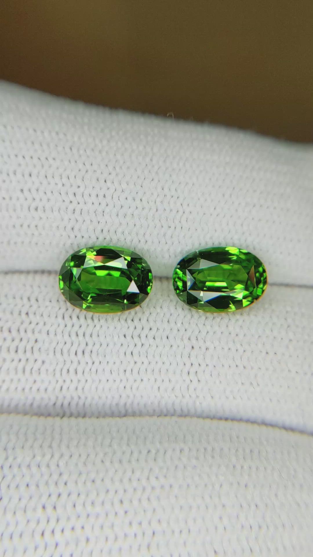 3.93&nbsp;Ct.Tw.Total Carat Weight Tsavorite Garnet Pair from Madagascar Size Video