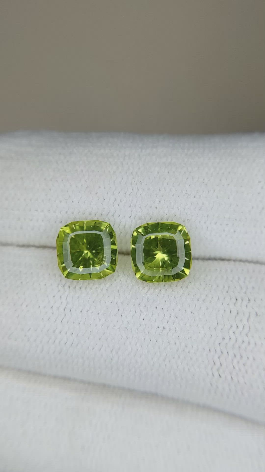 2.93&nbsp;Ct.Tw.Total Carat Weight Peridot Pair from Afghanistan Size Video