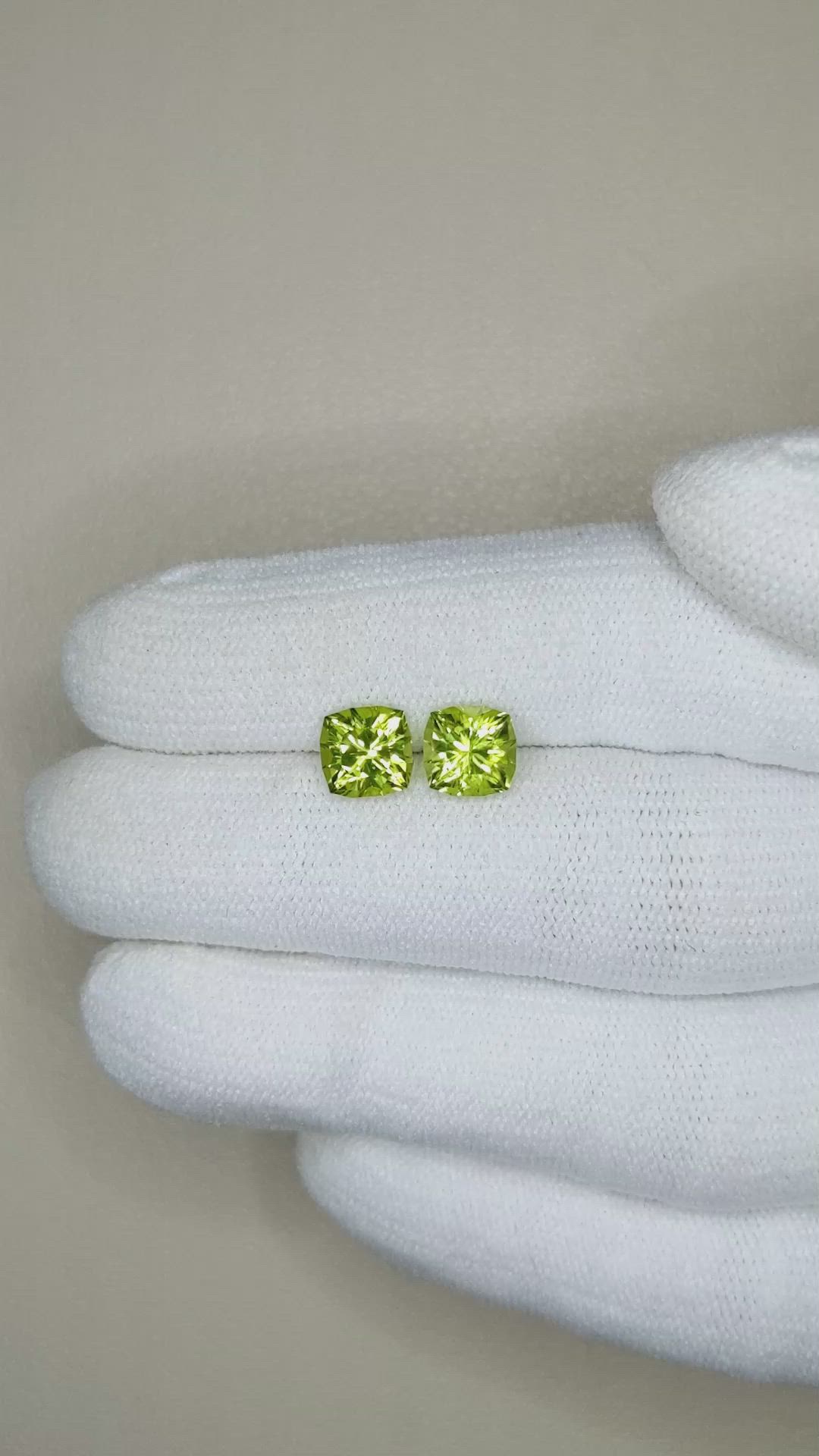 2.56&nbsp;Ct.Tw.Total Carat Weight Peridot Pair from Afghanistan Size Video