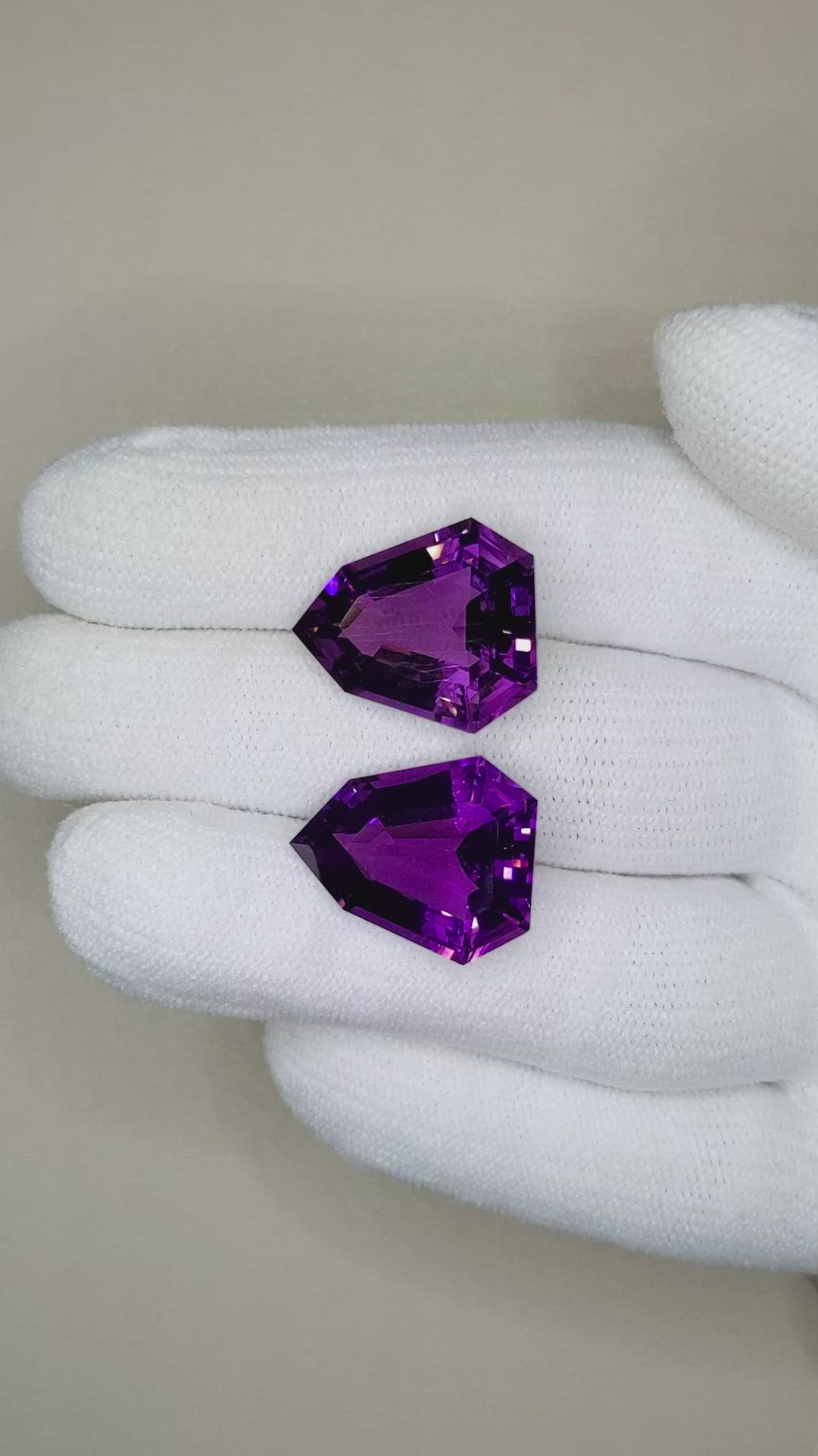 21.81&nbsp;Ct.Tw.Total Carat Weight Purple Amethyst Pair from Bolivia Size Video