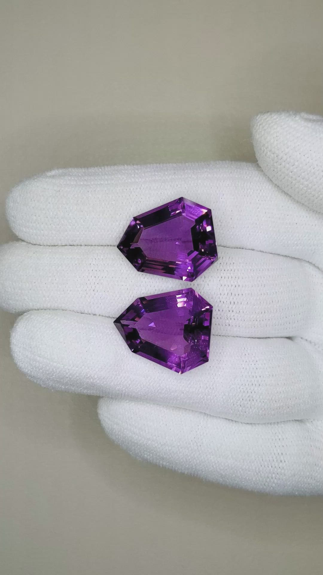 23.05&nbsp;Ct.Tw.Total Carat Weight Amethyst Pair from Bolivia Size Video