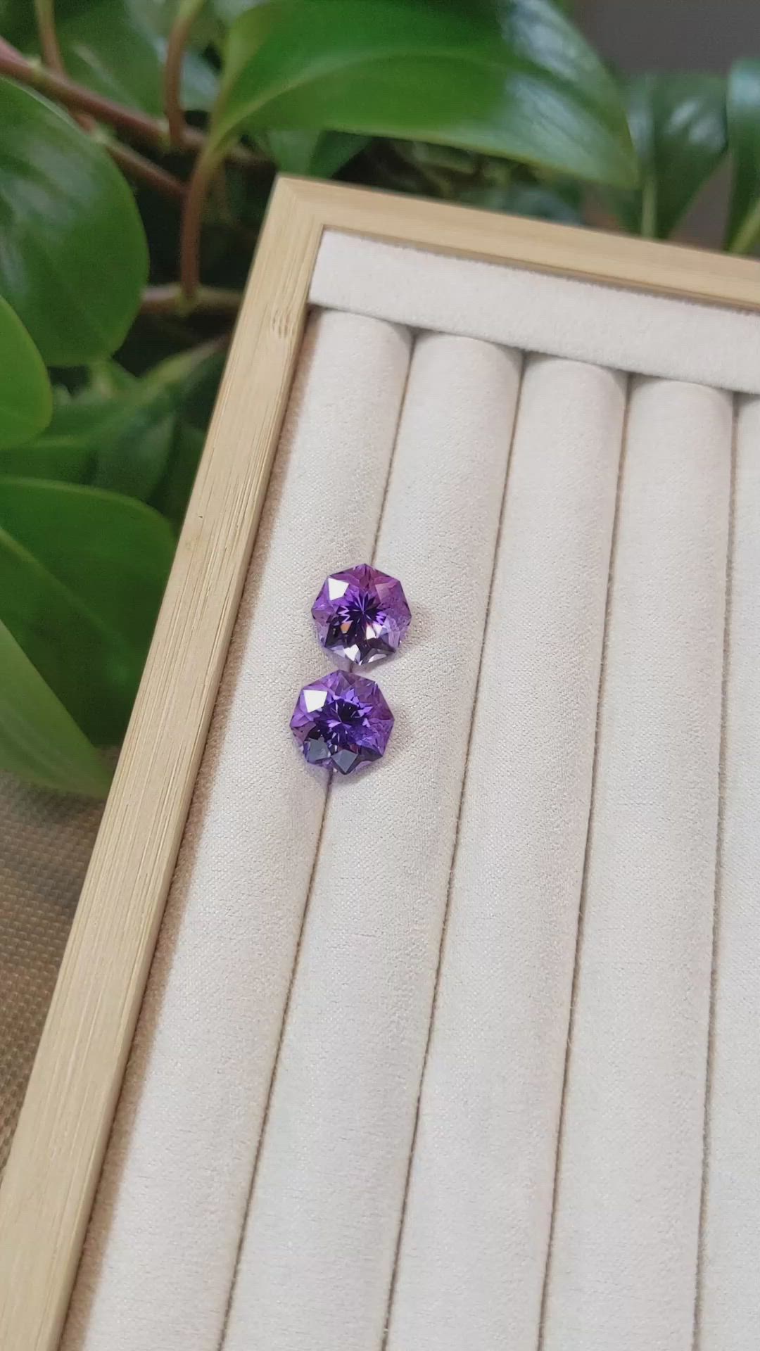 12.51&nbsp;Ct.Tw.Total Carat Weight Amethyst Pair from Bolivia Size Video