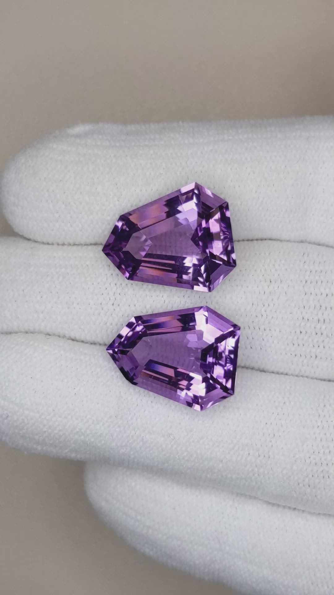 14.72&nbsp;Ct.Tw.Total Carat Weight Amethyst Pair from Bolivia Size Video