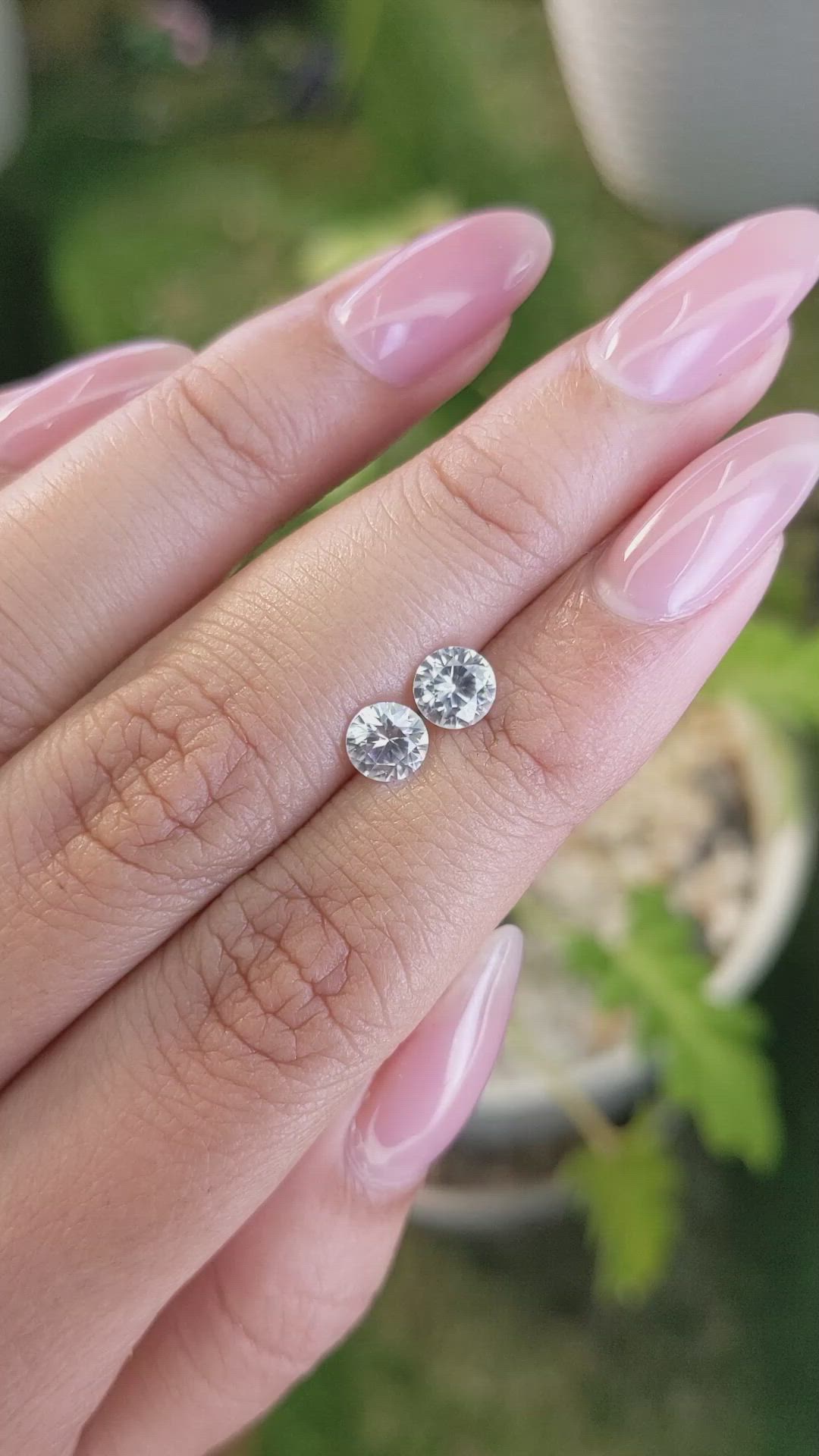 1.61 Ct.Tw.Total Carat Weight Zircon Pair from Ceylon (Sri Lanka) Size Video