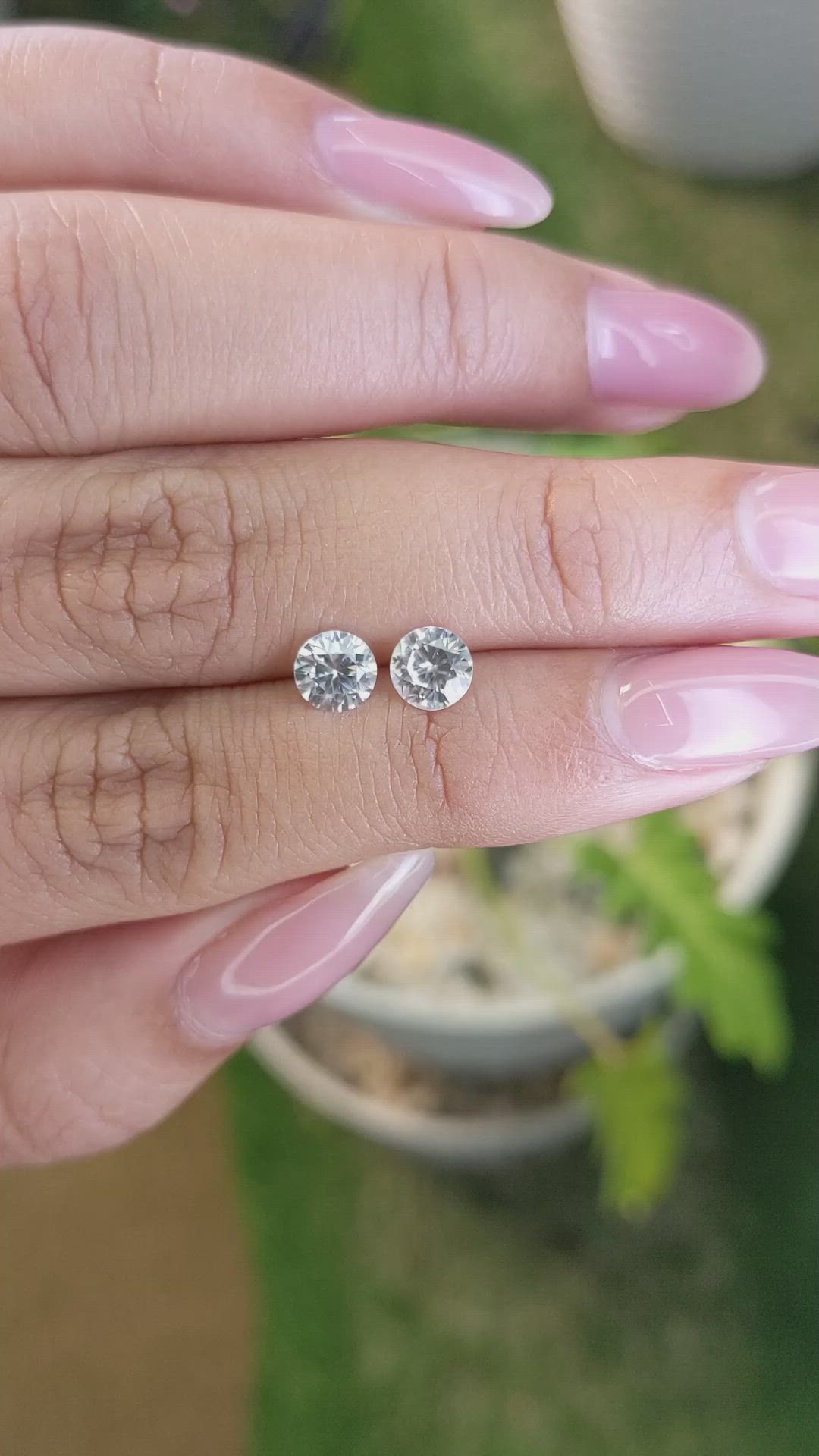 1.61 Ct.Tw.Total Carat Weight Zircon Pair from Ceylon (Sri Lanka) Size Video