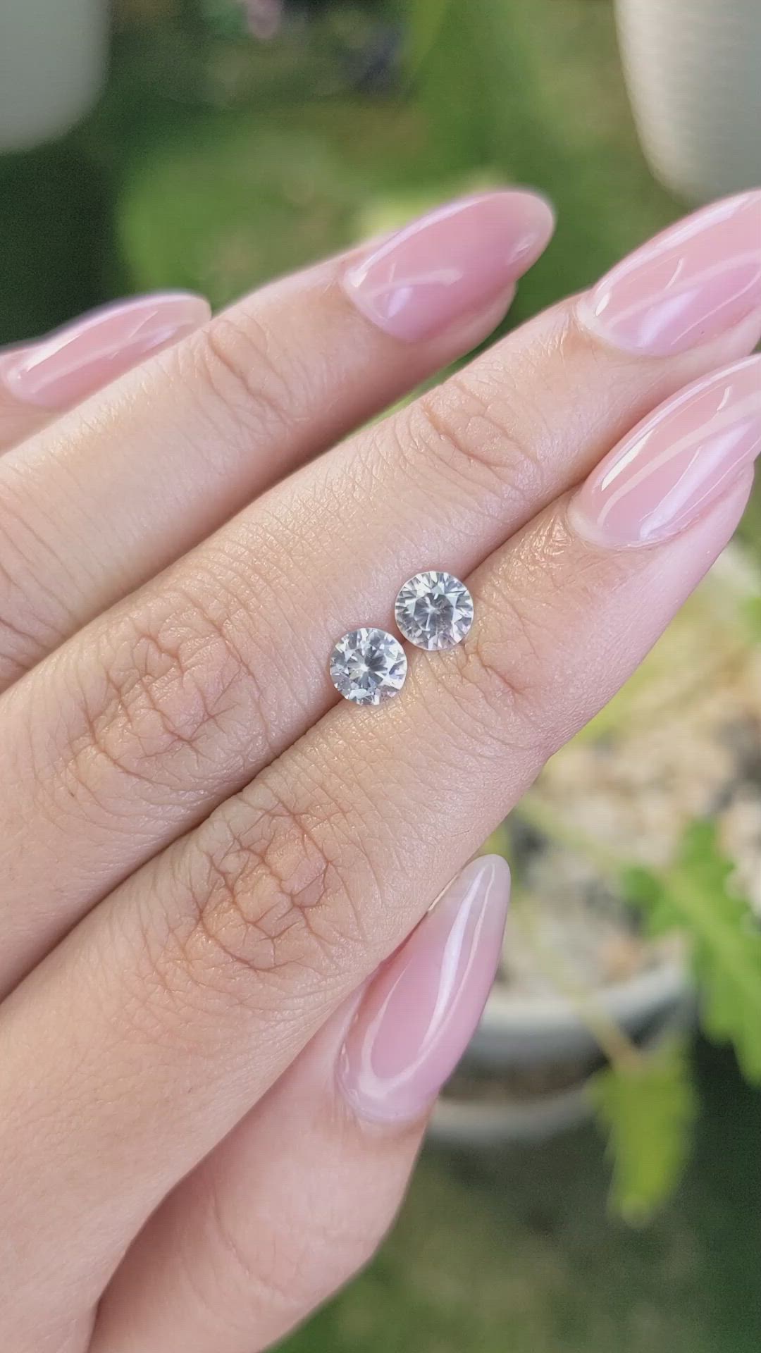 1.62 Ct.Tw.Total Carat Weight Zircon Pair from Ceylon (Sri Lanka) Size Video