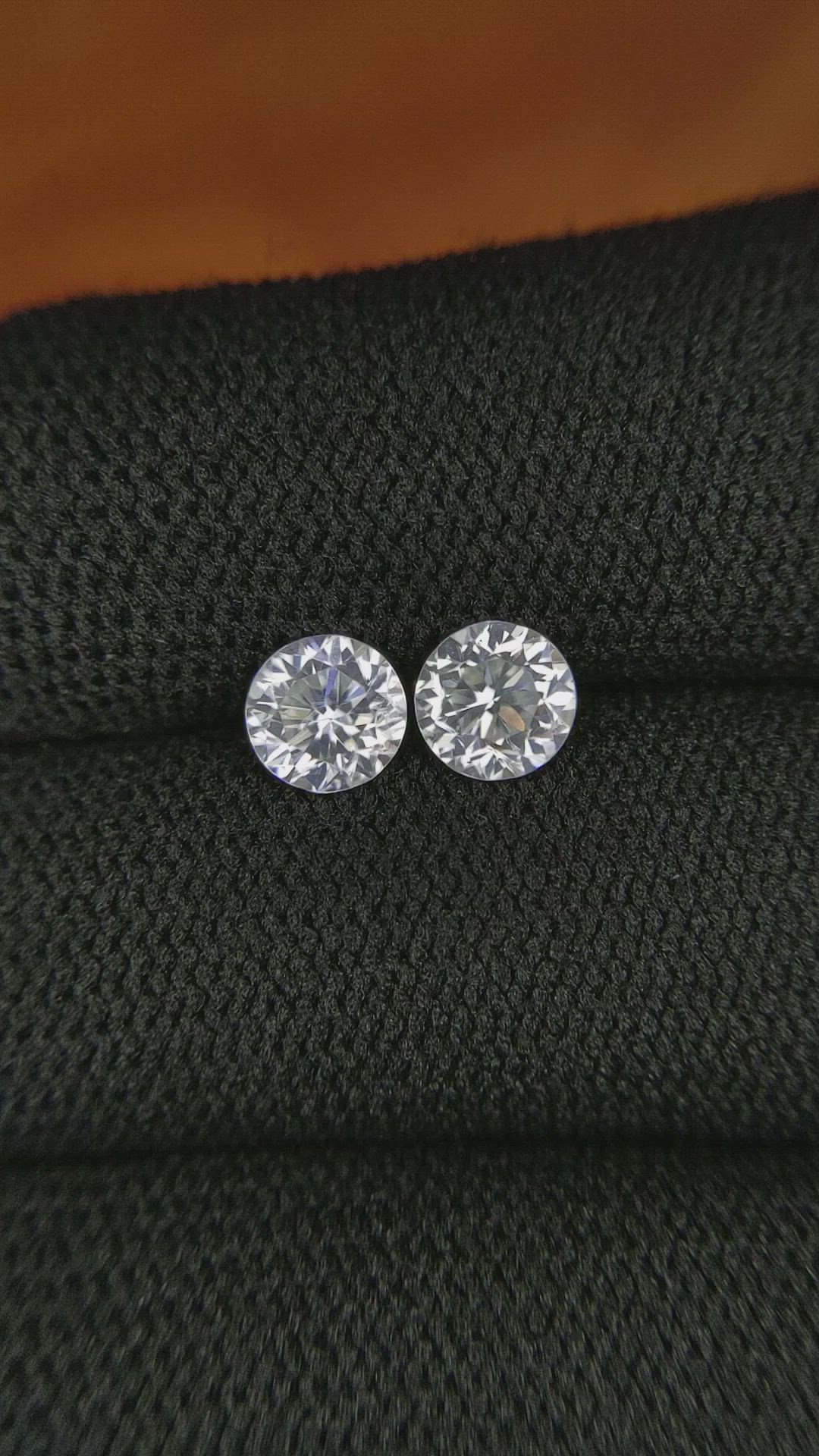 2.16 Ct.Tw.Total Carat Weight Zircon Pair from Ceylon (Sri Lanka) Size Video