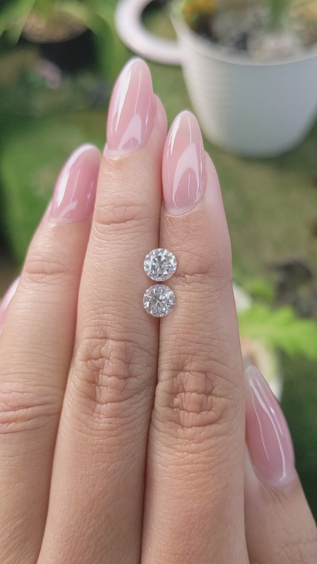 2.16 Ct.Tw.Total Carat Weight Zircon Pair from Ceylon (Sri Lanka) Size Video