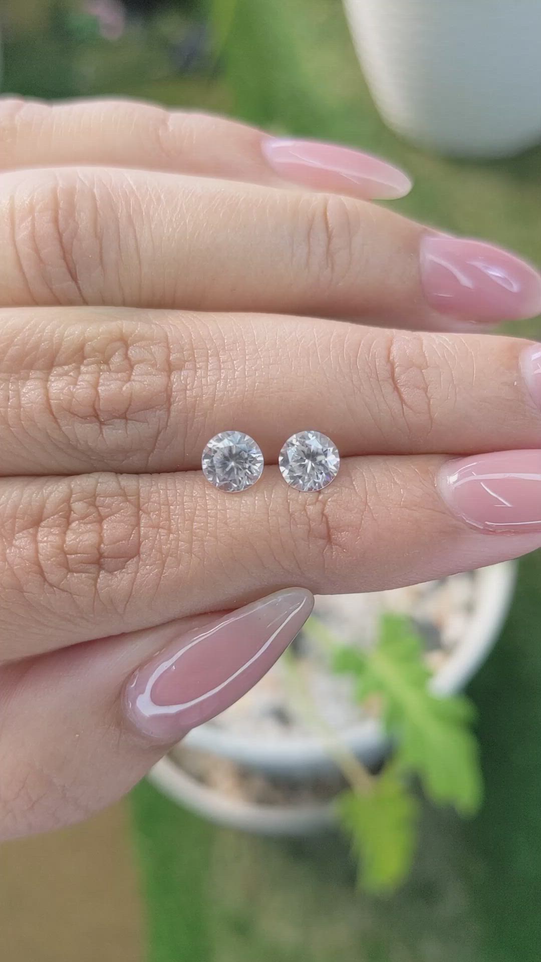 2.16 Ct.Tw.Total Carat Weight Zircon Pair from Ceylon (Sri Lanka) Size Video