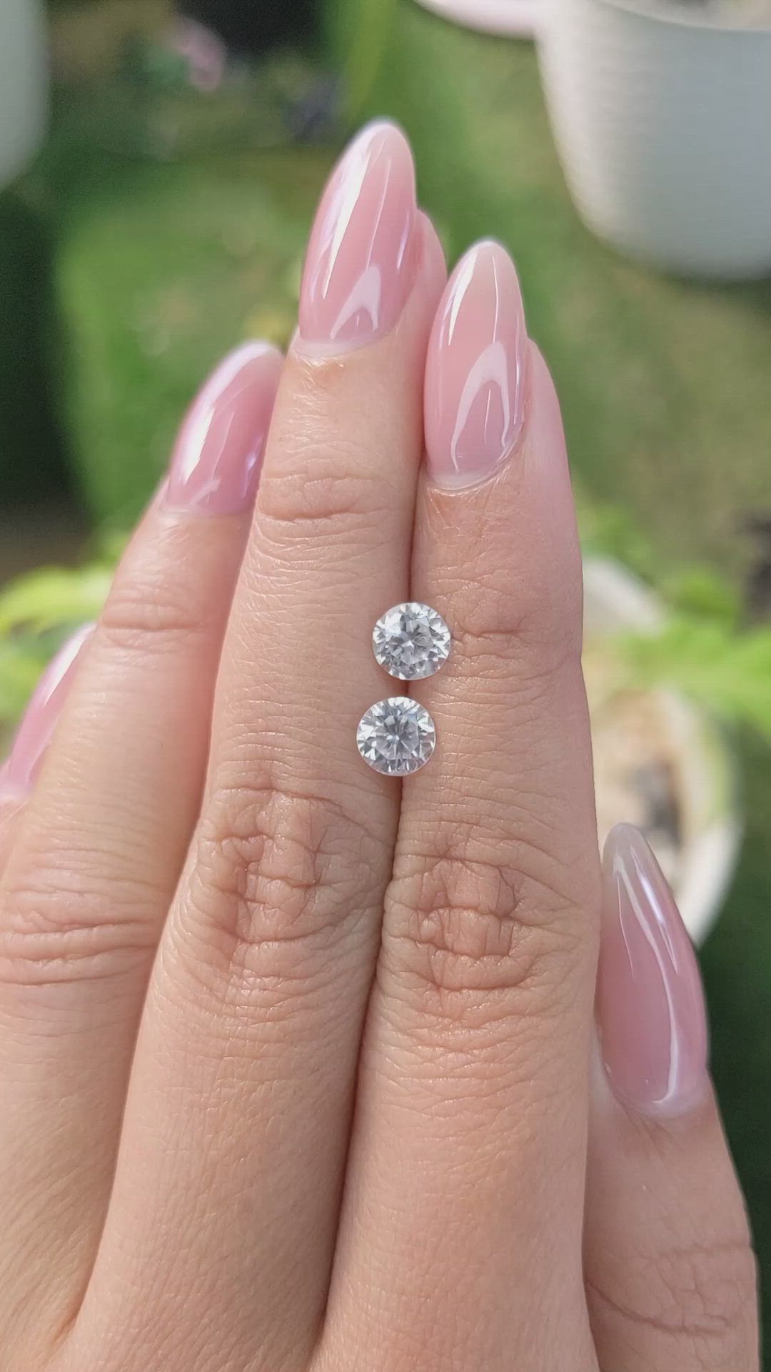 2.16 Ct.Tw.Total Carat Weight Zircon Pair from Ceylon (Sri Lanka) Size Video