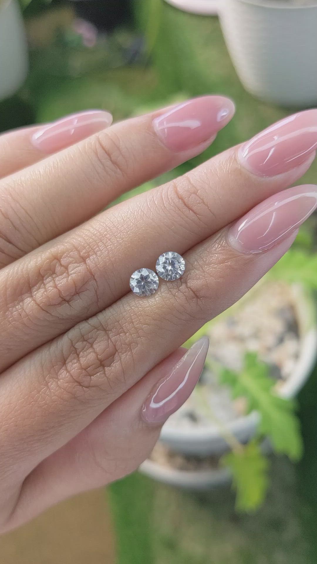 1.63 Ct.Tw.Total Carat Weight Zircon Pair from Ceylon (Sri Lanka) Size Video