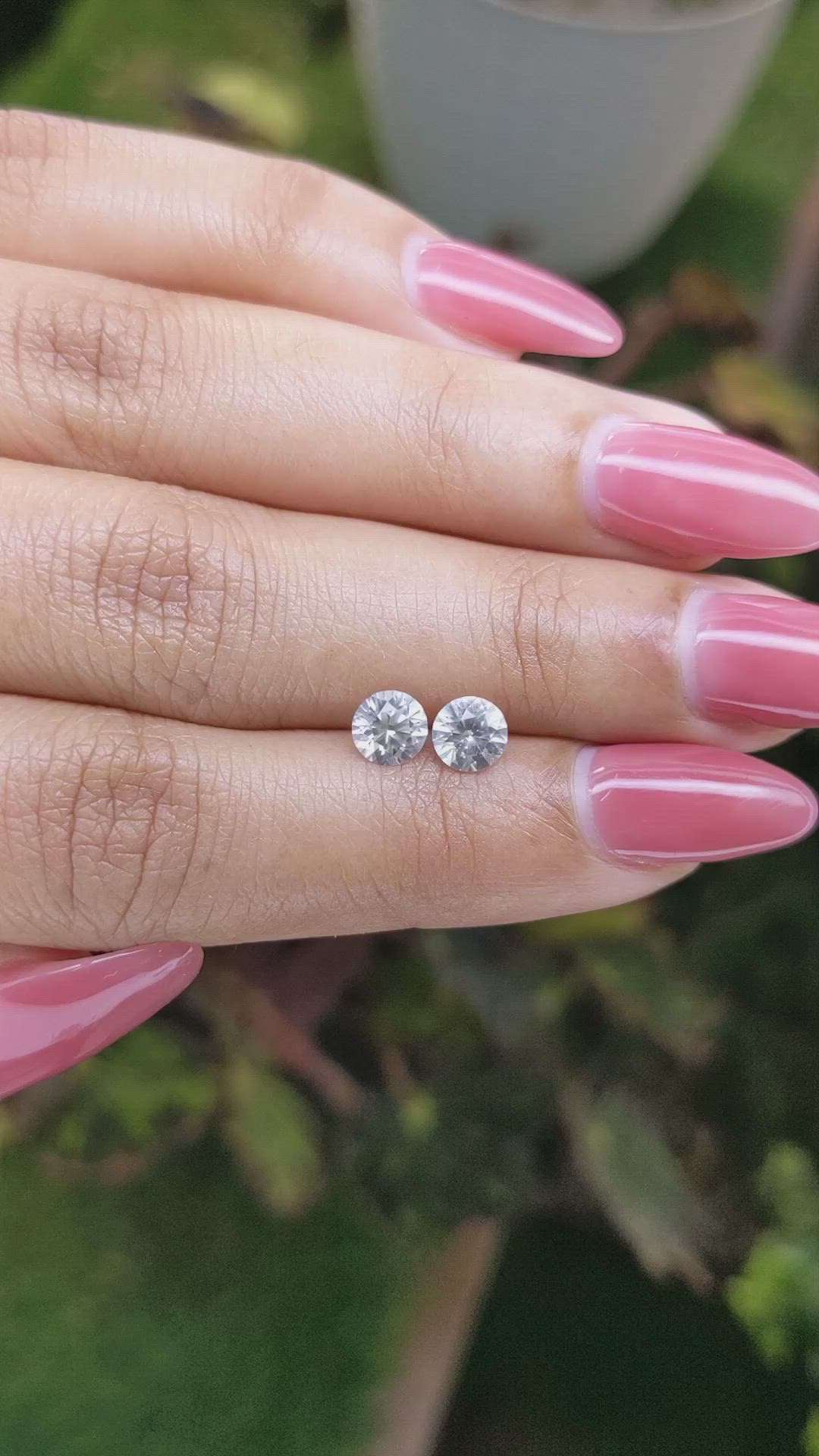 1.53 Ct.Tw.Total Carat Weight Zircon Pair from Ceylon (Sri Lanka) Size Video