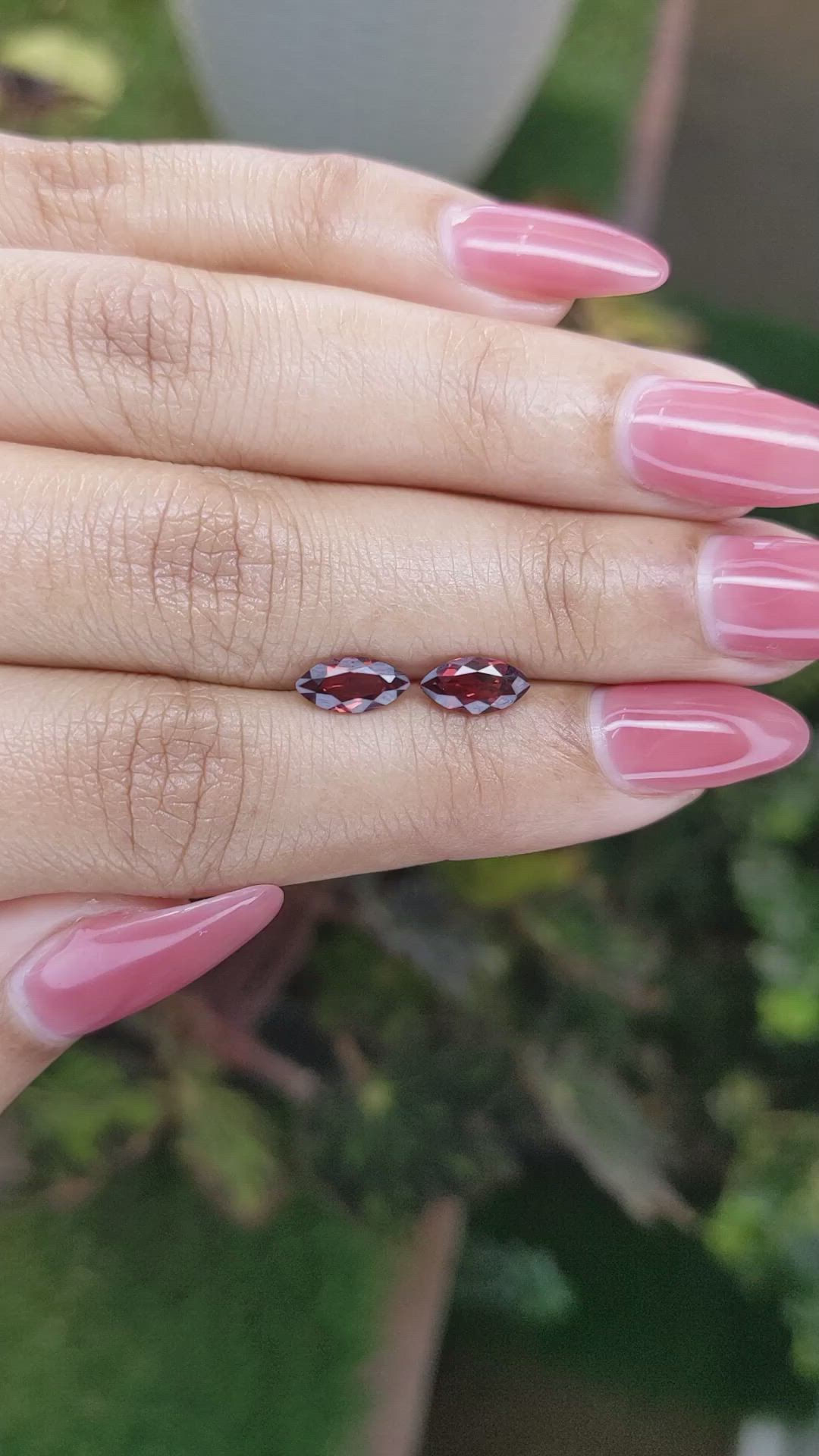 1.77&nbsp;Ct.Tw.Total Carat Weight Garnet Pair from Ceylon (Sri Lanka) Size Video