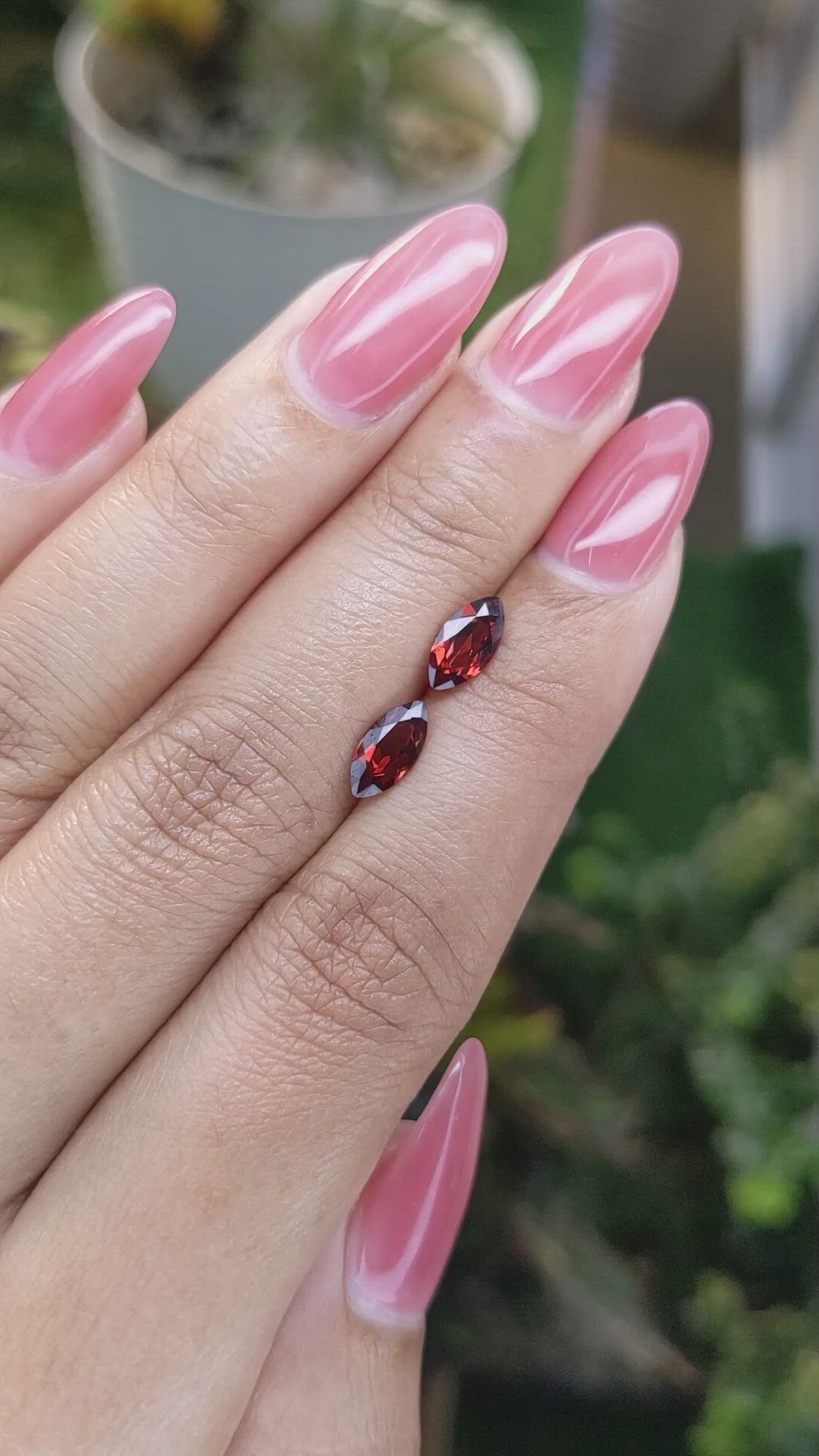 1.77&nbsp;Ct.Tw.Total Carat Weight Garnet Pair from Ceylon (Sri Lanka) Size Video