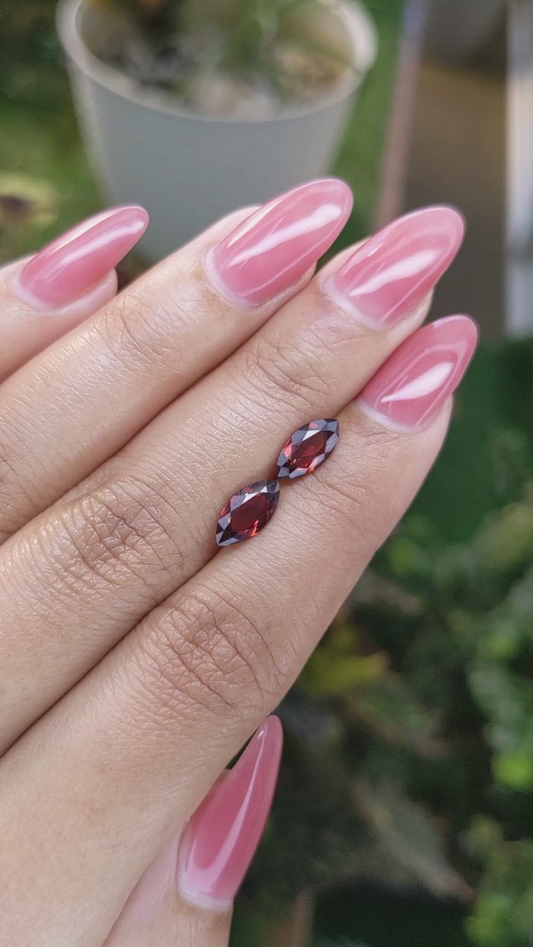 2.18&nbsp;Ct.Tw.Total Carat Weight Garnet Pair from Ceylon (Sri Lanka) Size Video