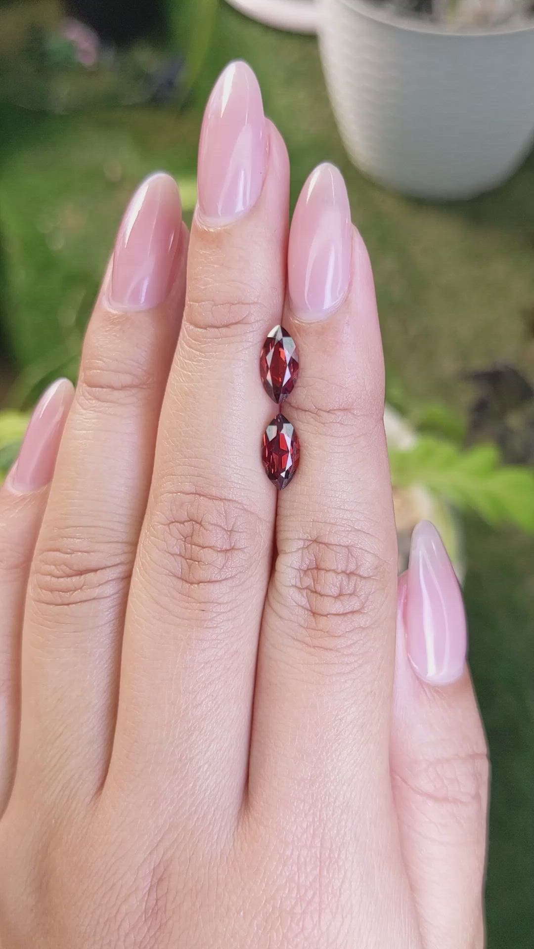 2.65&nbsp;Ct.Tw.Total Carat Weight Garnet Pair from Ceylon (Sri Lanka) Size Video