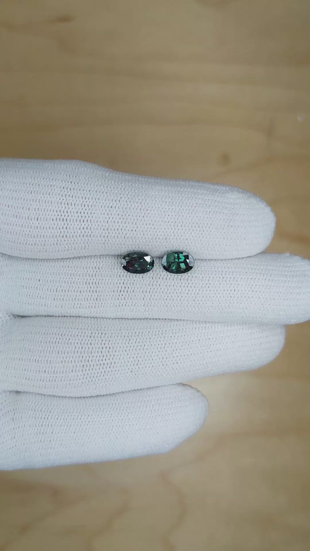 1.64&nbsp;Ct.Tw.Total Carat Weight Alexandrite Pair from Brazil Size Video