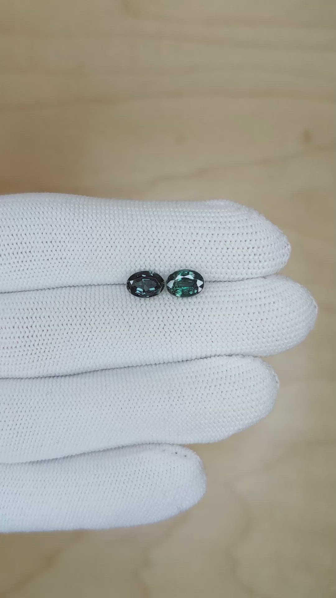 2.04&nbsp;Ct.Tw.Total Carat Weight Alexandrite Pair from Brazil Size Video