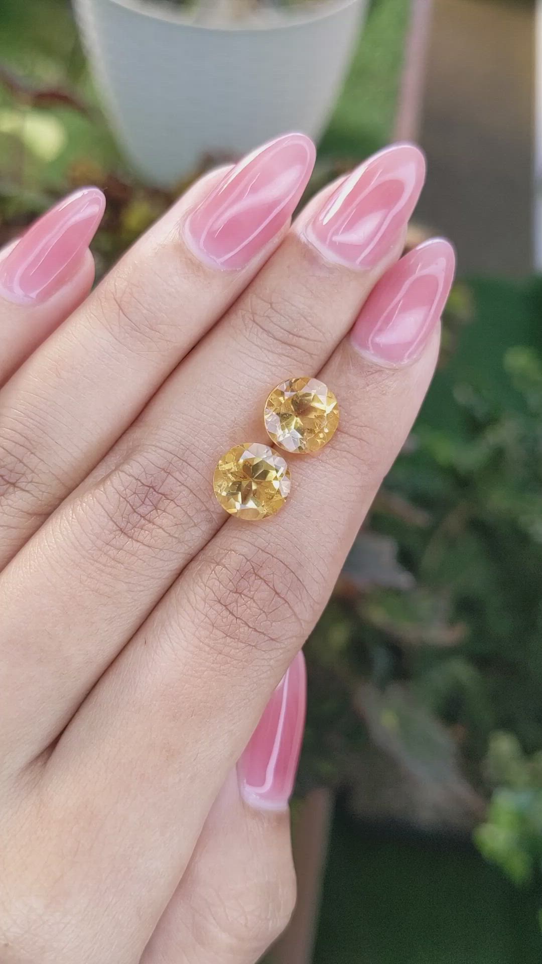 5.35&nbsp;Ct.Tw.Total Carat Weight Yellow Citrine Pair from Brazil Size Video